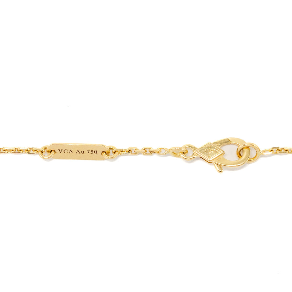VAN CLEEF AND ARPELS VINTAGE ALHAMBRA PENDANT 18K YELLOW GOLD / MOTHER OF PEARL