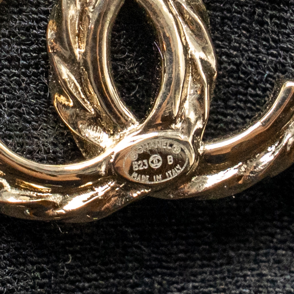 CHANEL 23B CC LOGO WITH CRYSTAL EARRINGS LIGHT GOLD TONE