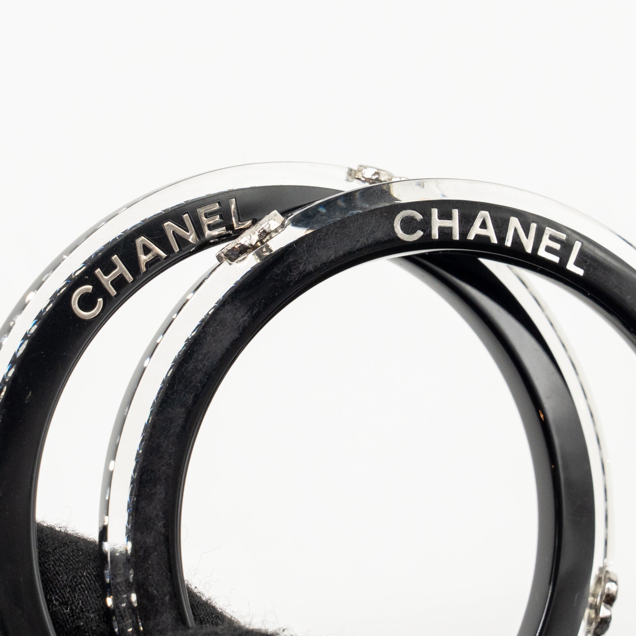 CHANEL CC LOGO BRACELET RESIN / CRYSTAL BLACK SILVER TONE (SELL IN A SET)