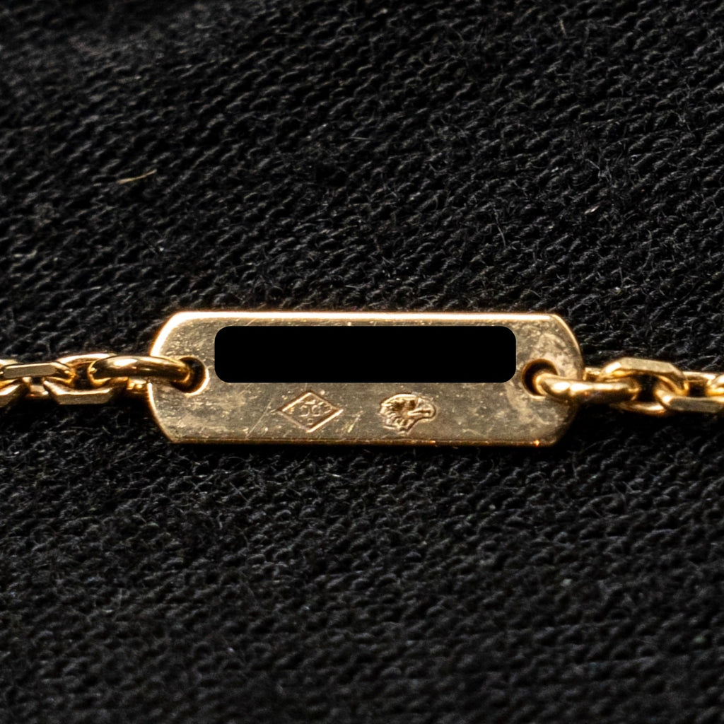 VAN CLEEF & ARPELS VINTAGE ALHAMBRA PENDANT YELLOW GOLD WHITE MOTHER OF PEARL