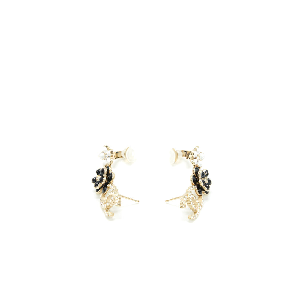 CHANEL CRYSTAL CC WITH BLACK AND WHITE FLOWERS EARRINGS LGHW