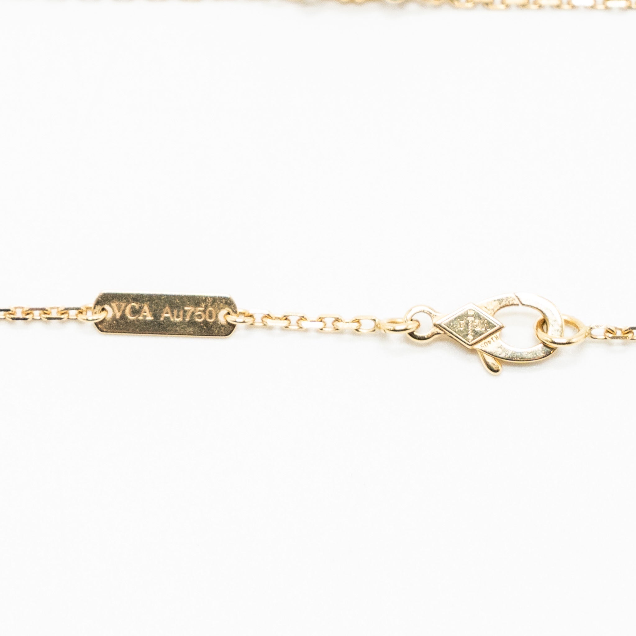VAN CLEEF & ARPELS VINTAGE ALHAMBRA PENDANT YELLOW GOLD WHITE MOTHER OF PEARL