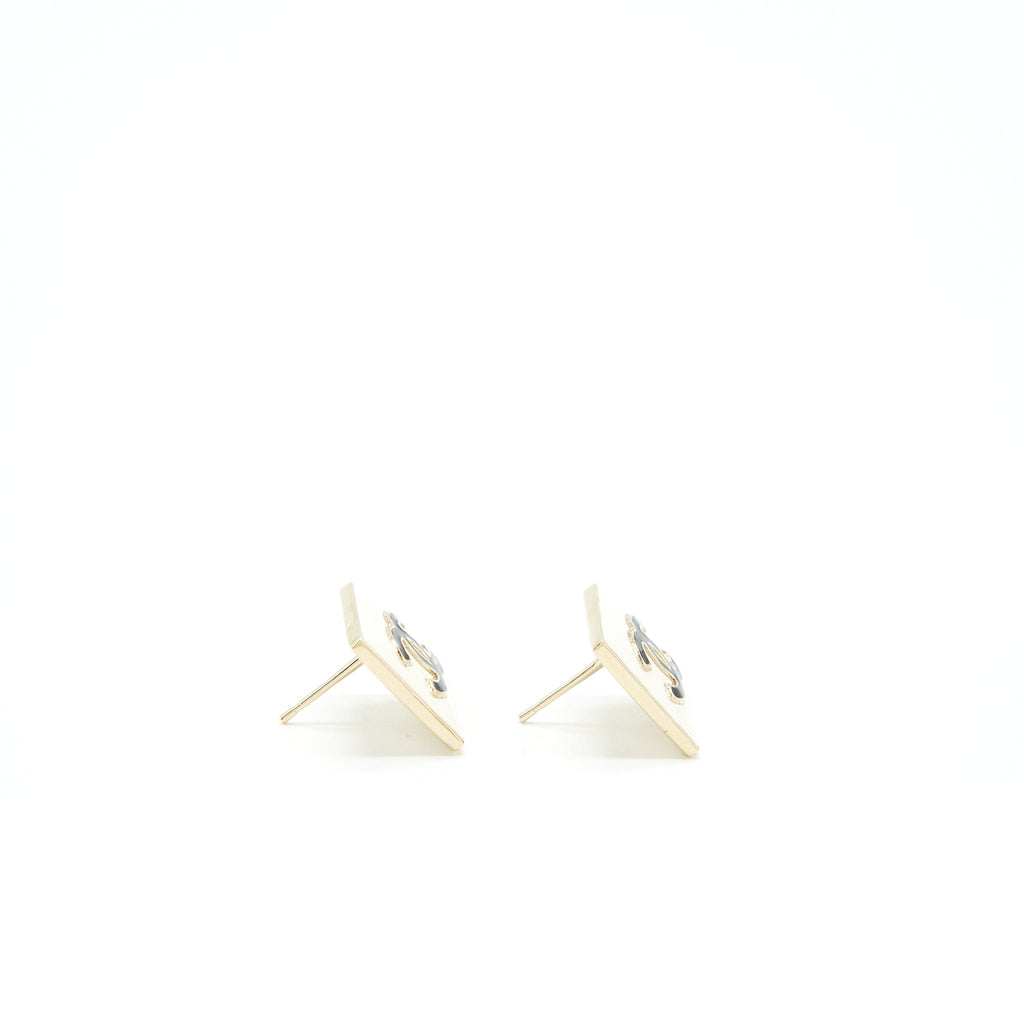 CHANEL SQUARE ENAMEL CC LOGO EARRINGS BLACK/WHITE LIGHT GOLD TONE