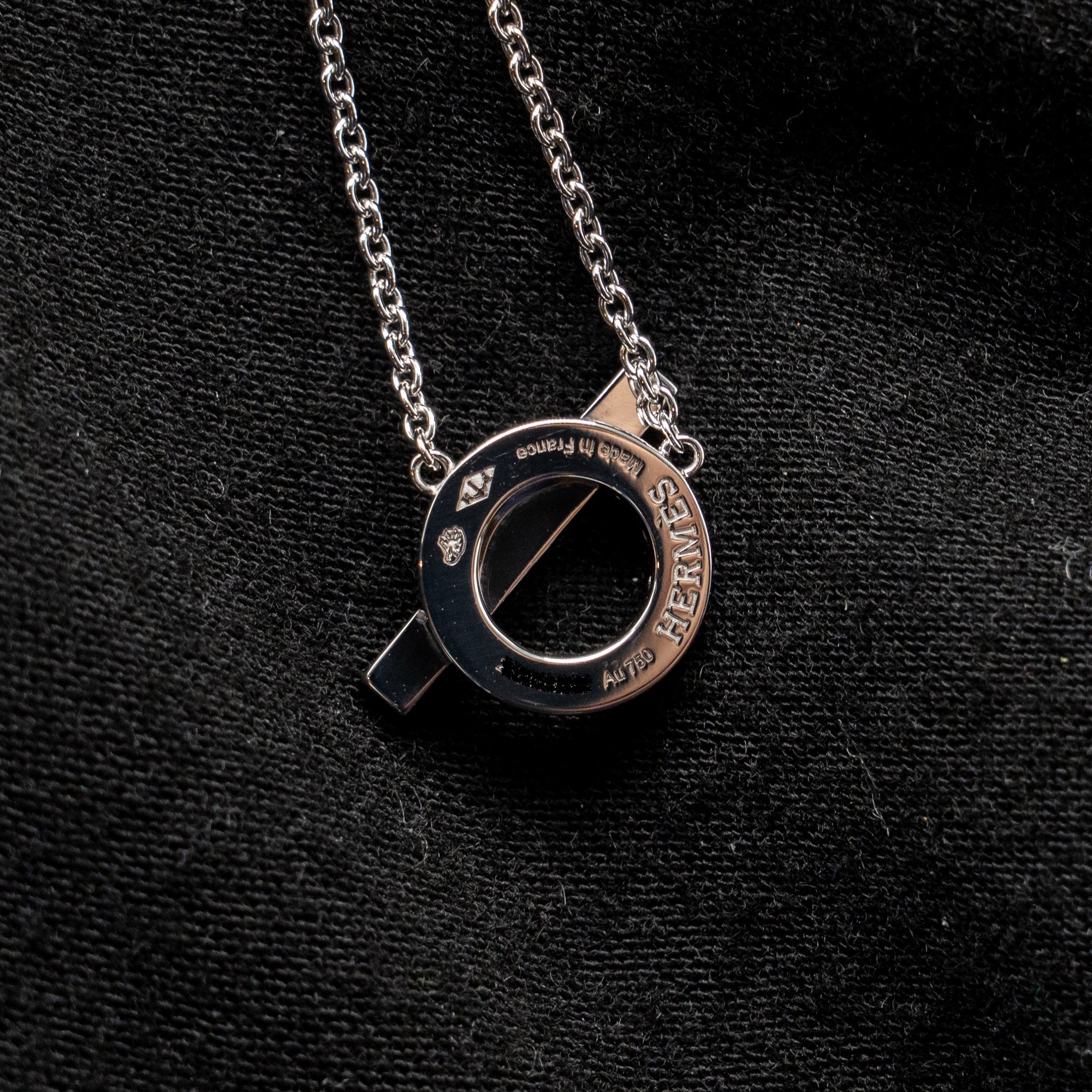 HERMES FINESSE PENDANT WHITE GOLD WITH DIAMONDS