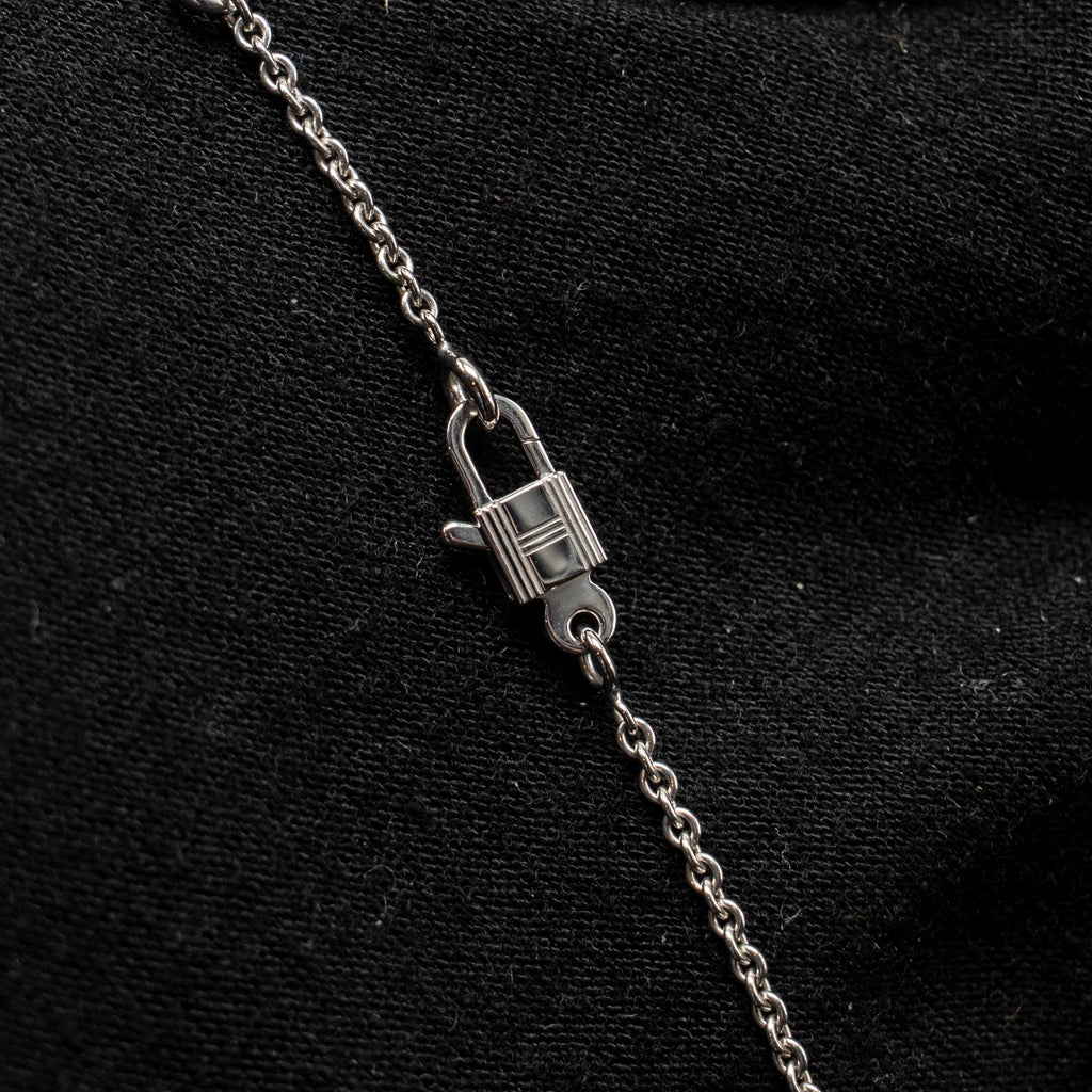 HERMES CONSTANCE AMULETTE PENDANT WHITE GOLD WITH DIAMONDS