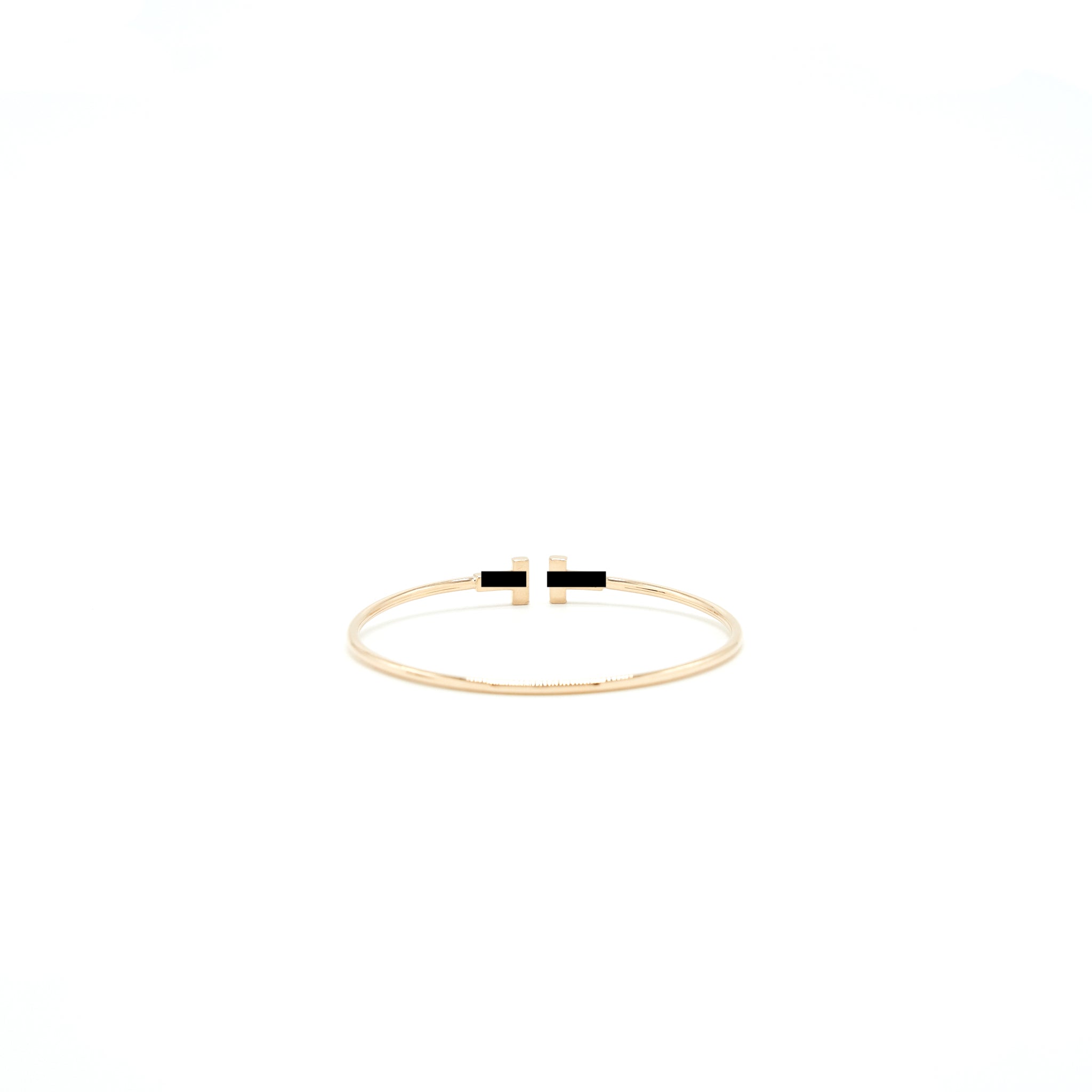 TIFFANY T SMALL NARROW WIRE BRACELET 18K GOLD
