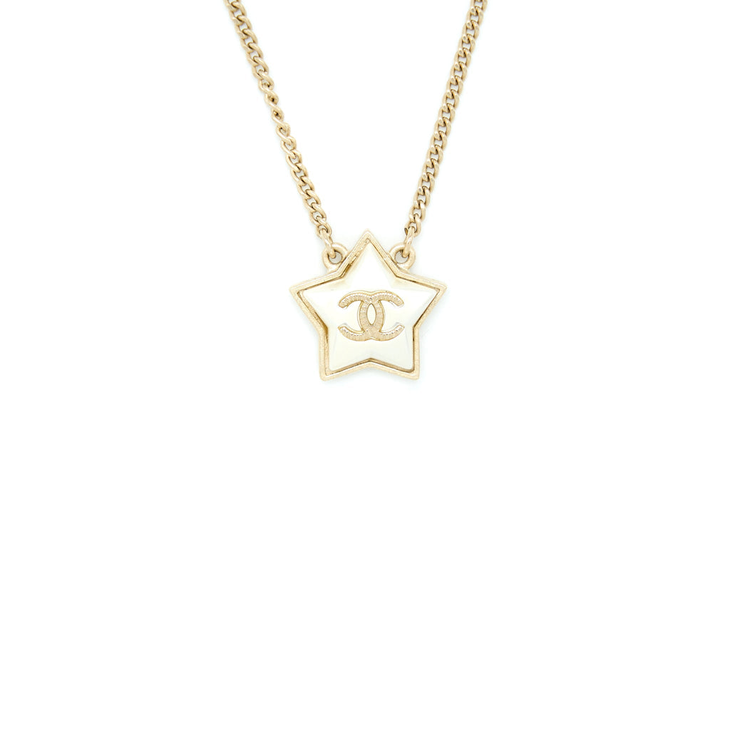CHANEL CC LOGO STAR NECKLACE WHITE LIGHT GOLD TONE