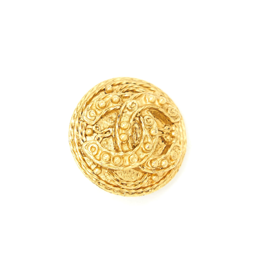 CHANEL VINTAGE ROUND CC LOGO EARCLIPS 24K PLATED GHW