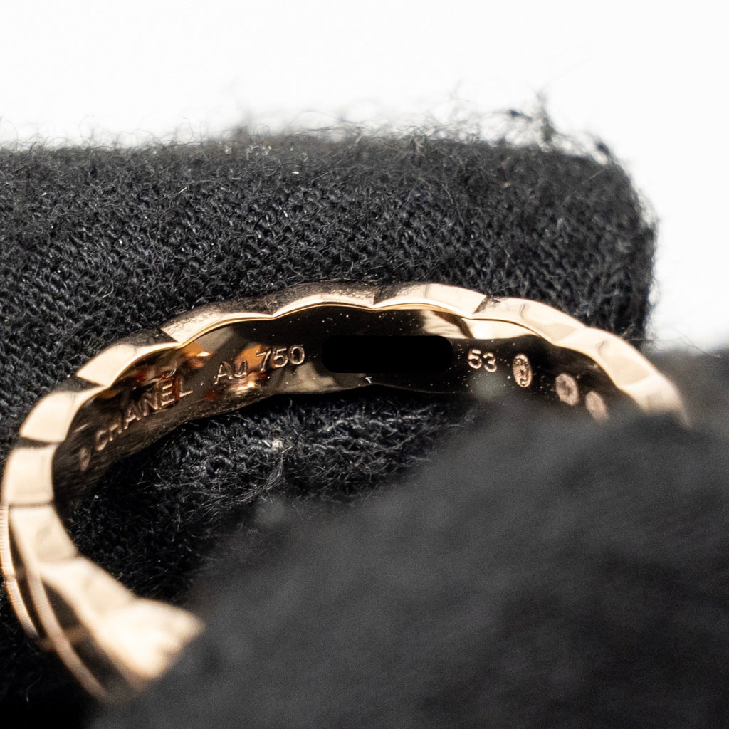 CHANEL COCO CRUSH RING MINI VERSION QUILTED MOTIF BEIGE GOLD