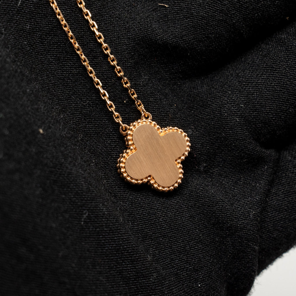 VAN CLEEF & ARPELS 2025 HOLIDAY PENDANT PINK MOTHER OF PEARL ROSE GOLD WITH DIAMOND