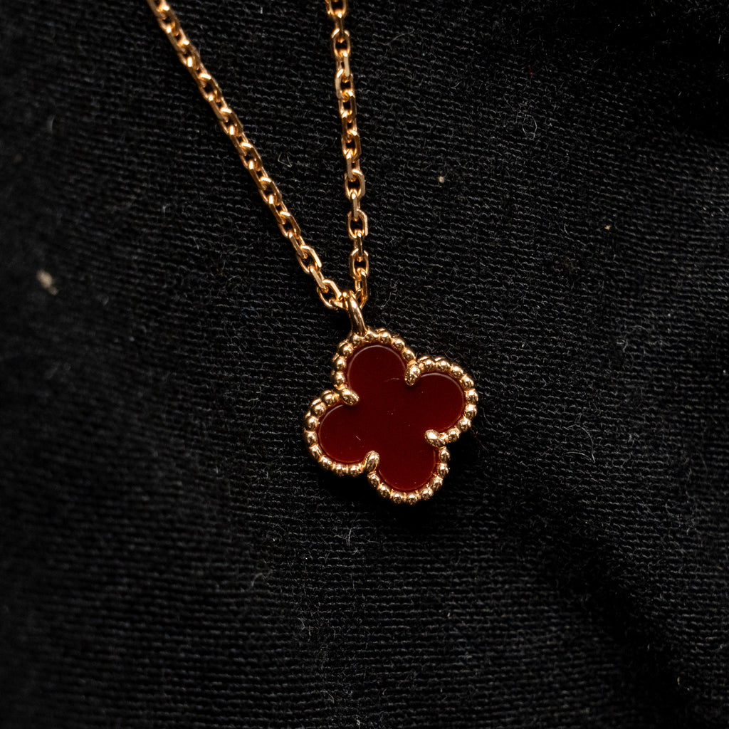 VAN CLEEF & ARPELS SWEET ALHAMBRA PENDANT CARNELIAN ROSE GOLD