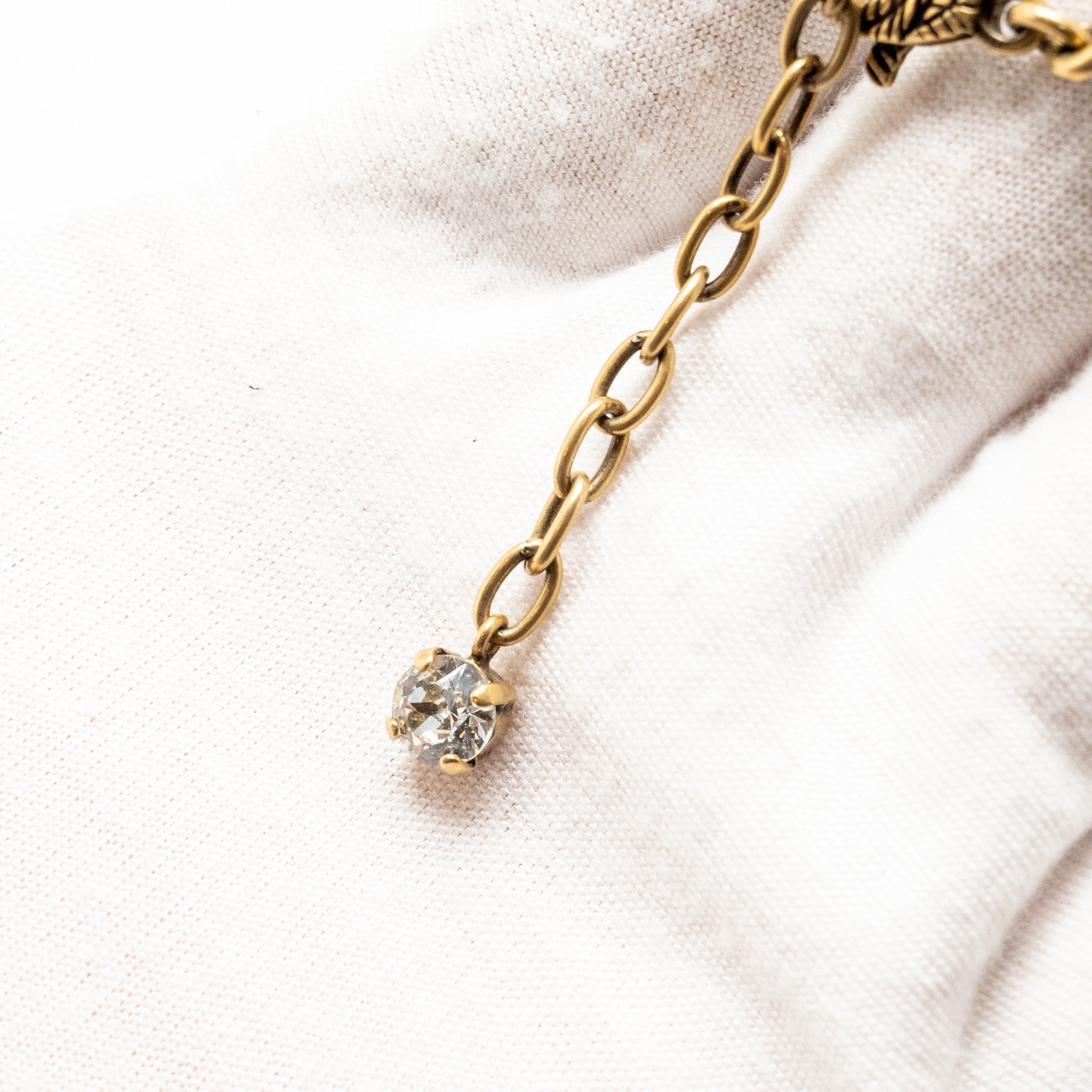 GUCCI CRYSTAL DOUBLE G NECKLACE METAL AGED GOLD