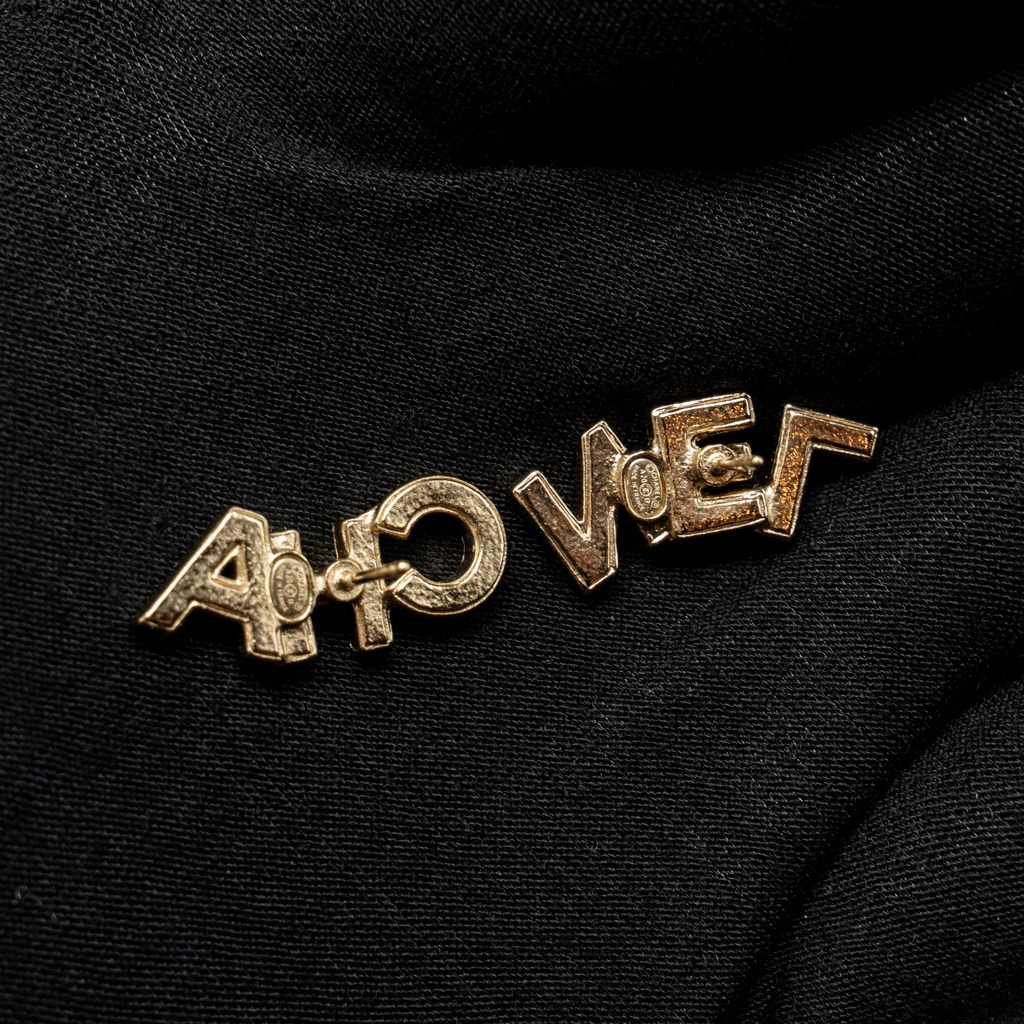 CHANEL CHA-NEL LETTER LOGO EARRINGS CRYSTALS LIGHT GOLD TONE