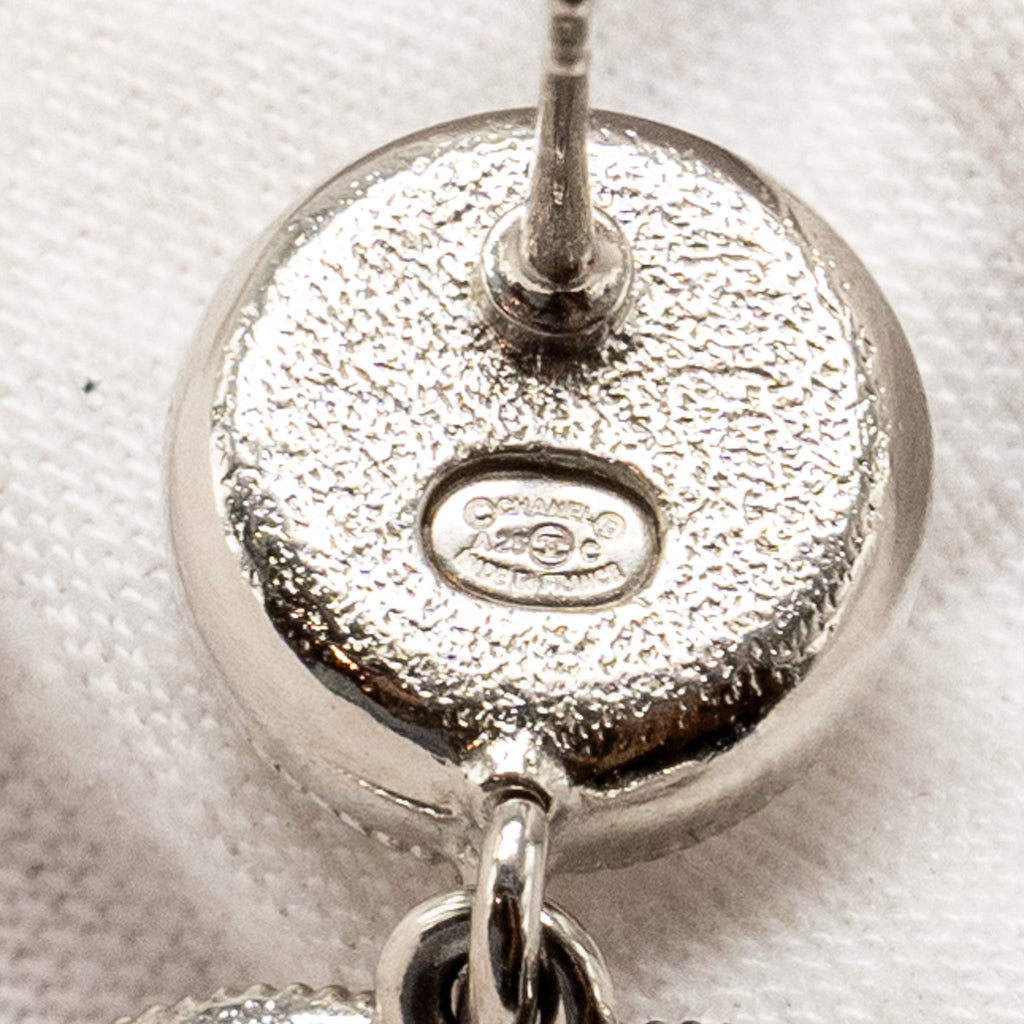 CHANEL CC DROP EARRINGS PEARL/CRYSTAL SILVER TONE