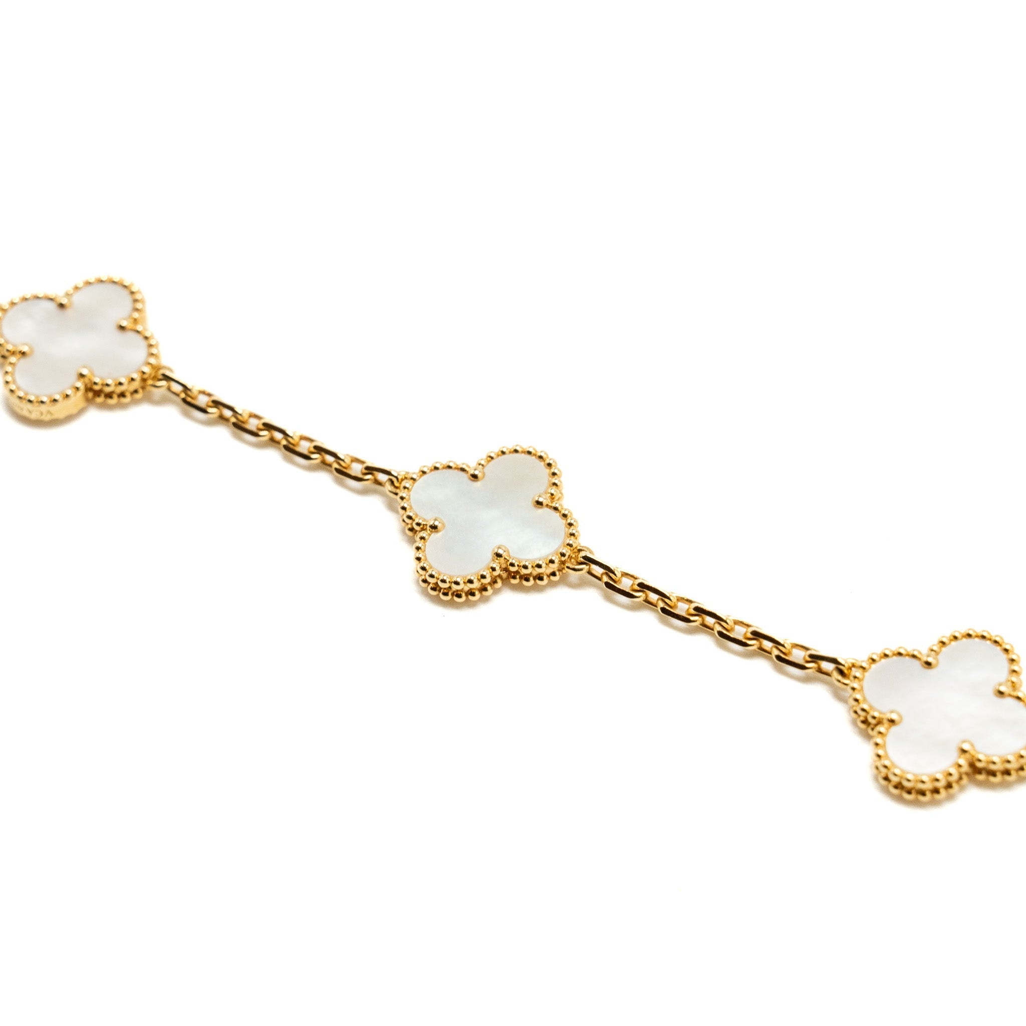 VAN CLEEF AND ARPELS VINTAGE ALHAMBRA BRACELET 5 MOTIF MOTHER OF PEARL / YELLOW GOLD