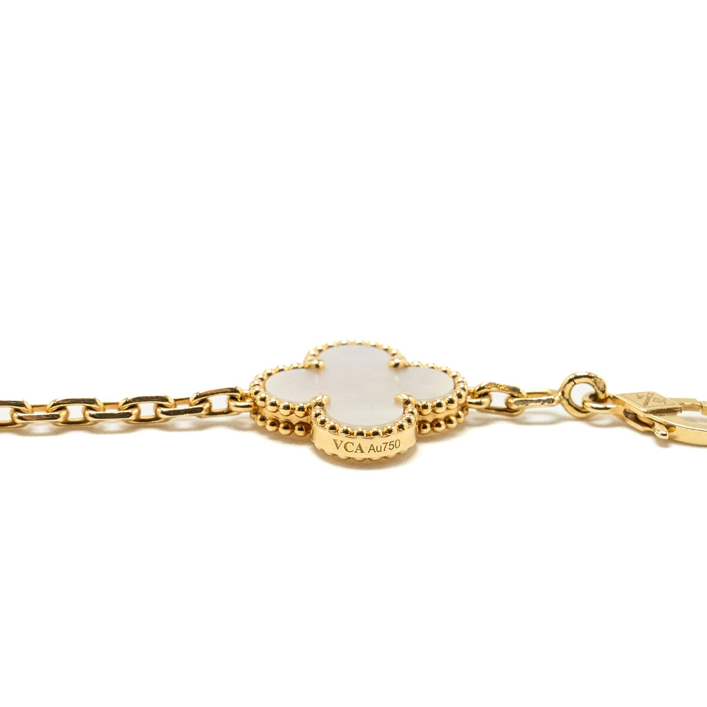 VAN CLEEF AND ARPELS VINTAGE ALHAMBRA BRACELET 5 MOTIF MOTHER OF PEARL / YELLOW GOLD