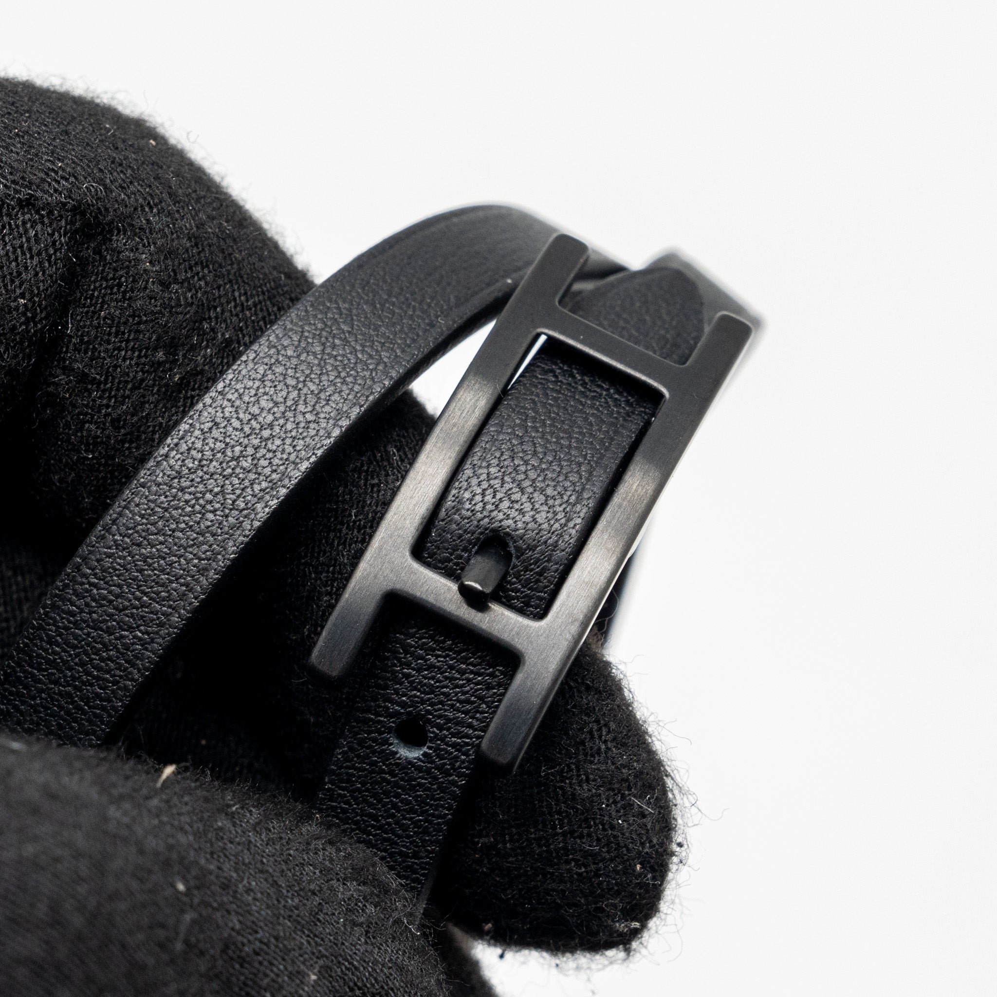 HERMES SIZE T6 BEHAPI DOUBLE TOUR BRACELET SWIFT SO BLACK