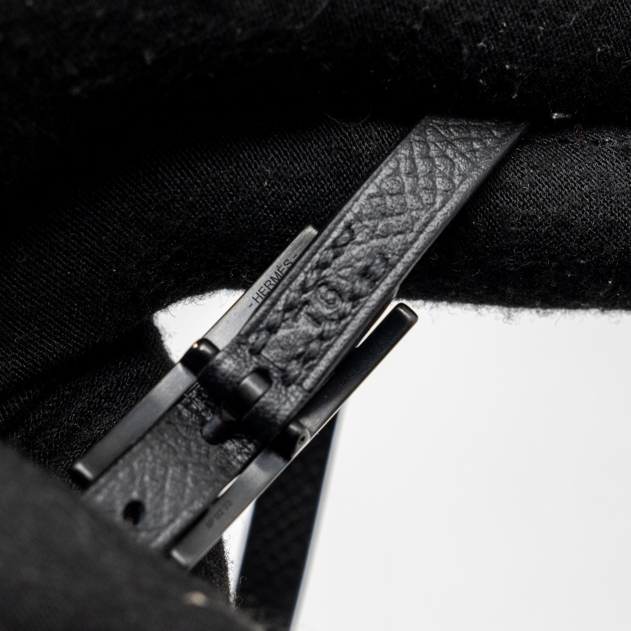 HERMES SIZE T6 BEHAPI DOUBLE TOUR BRACELET SWIFT SO BLACK