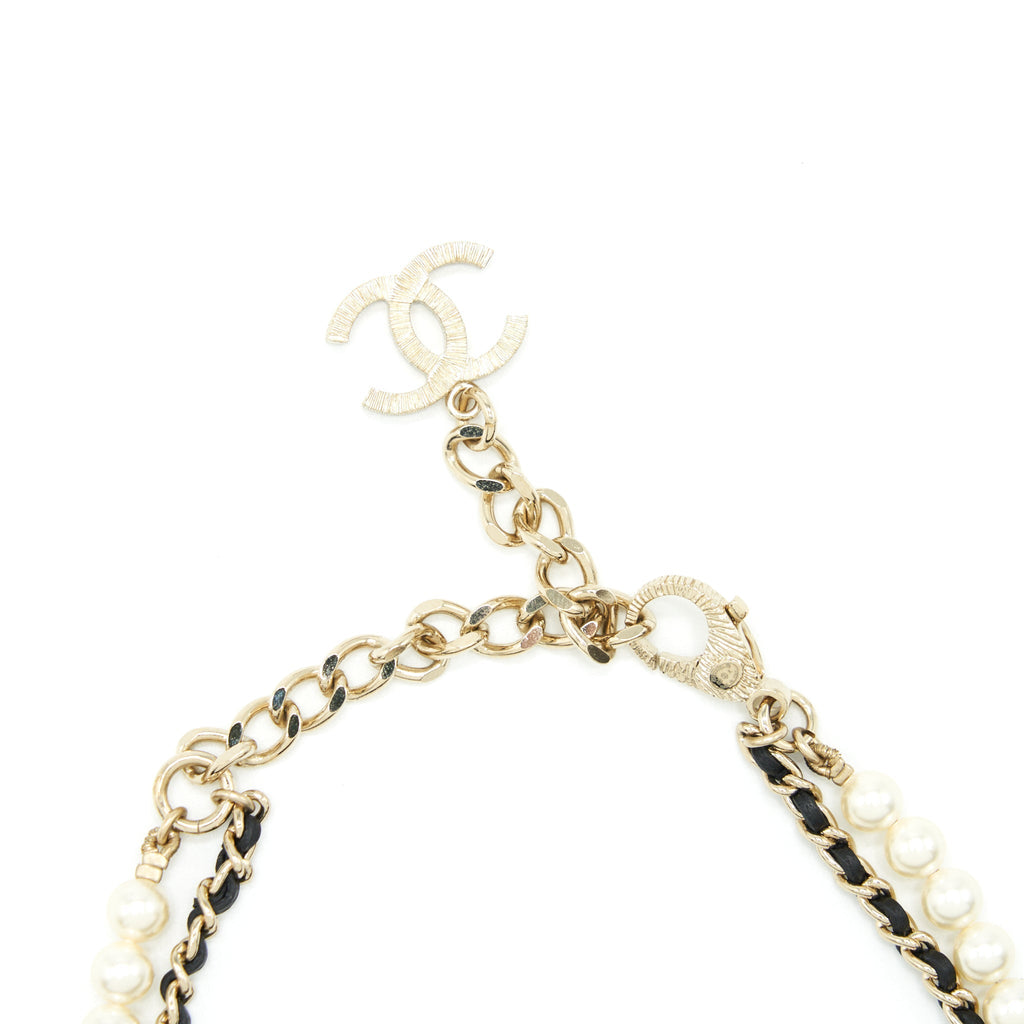CHANEL 21S LEATHER CHAIN/PEARL/CRYSTAL CHOKER LGHW