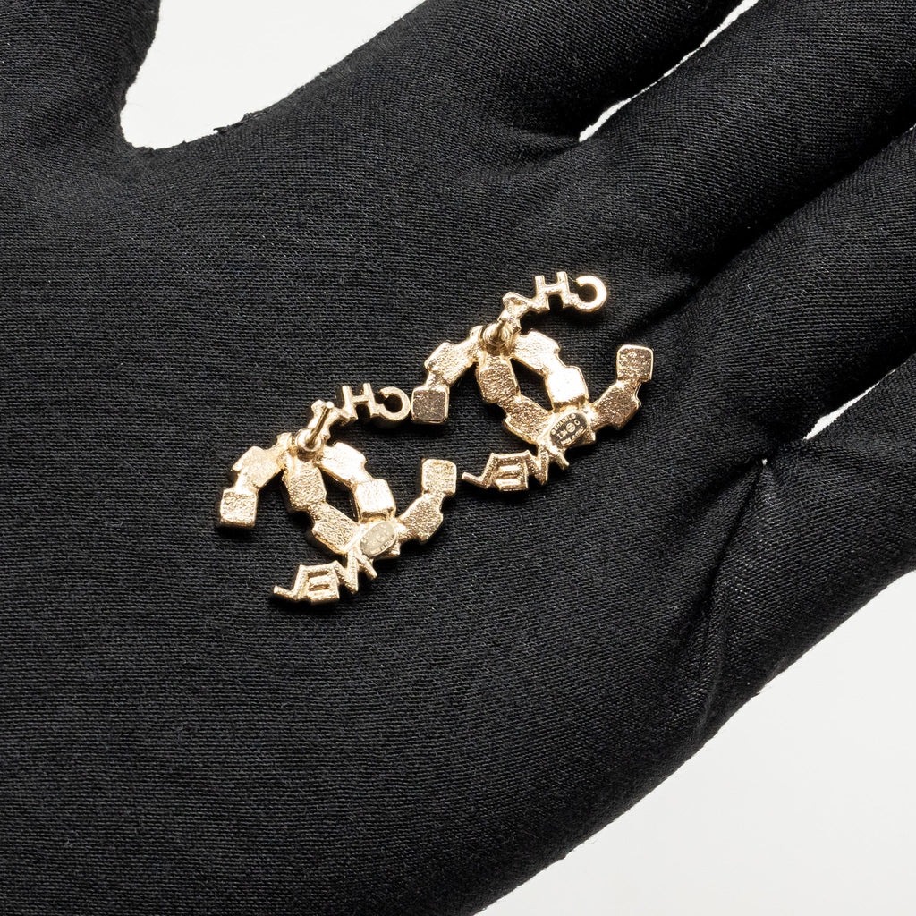 CHANEL LETTER AND SQUARE CC EARRINGS LIGHT GOLD TONE