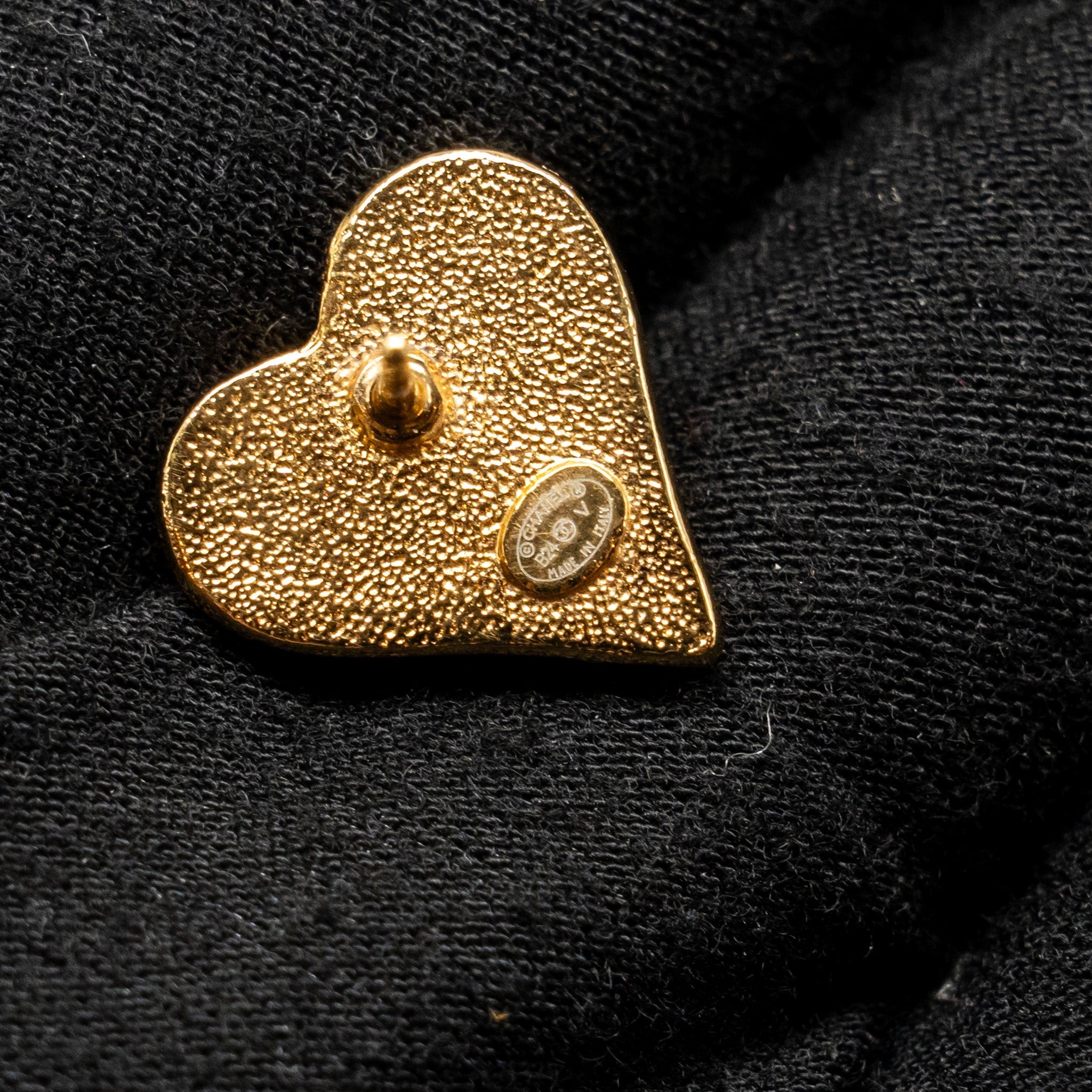 CHANEL CC HEART EARRINGS GOLD TONE