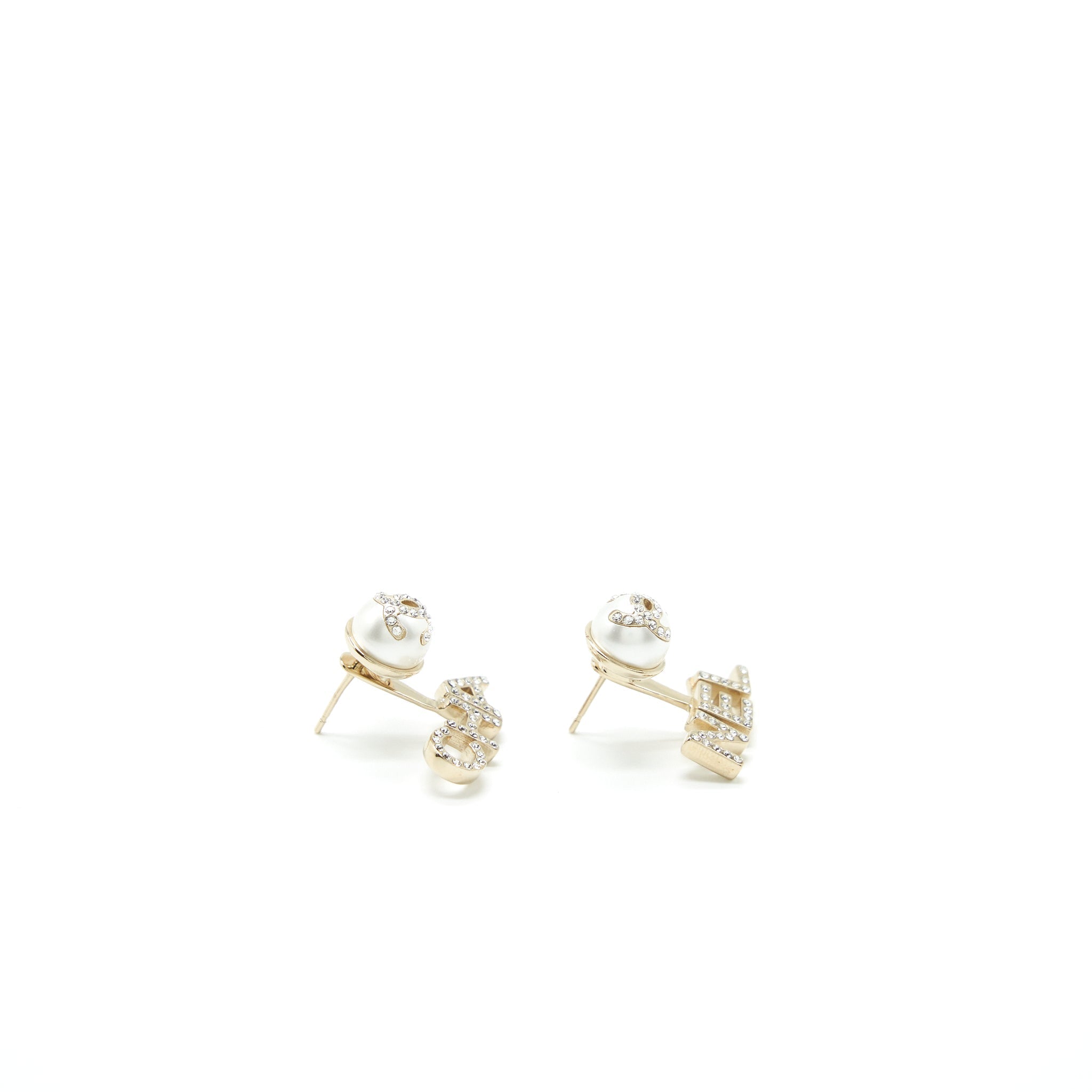 CHANEL PEARL/CC LOGO/LETTER DROP EARRINGS WITH CRYSTAL