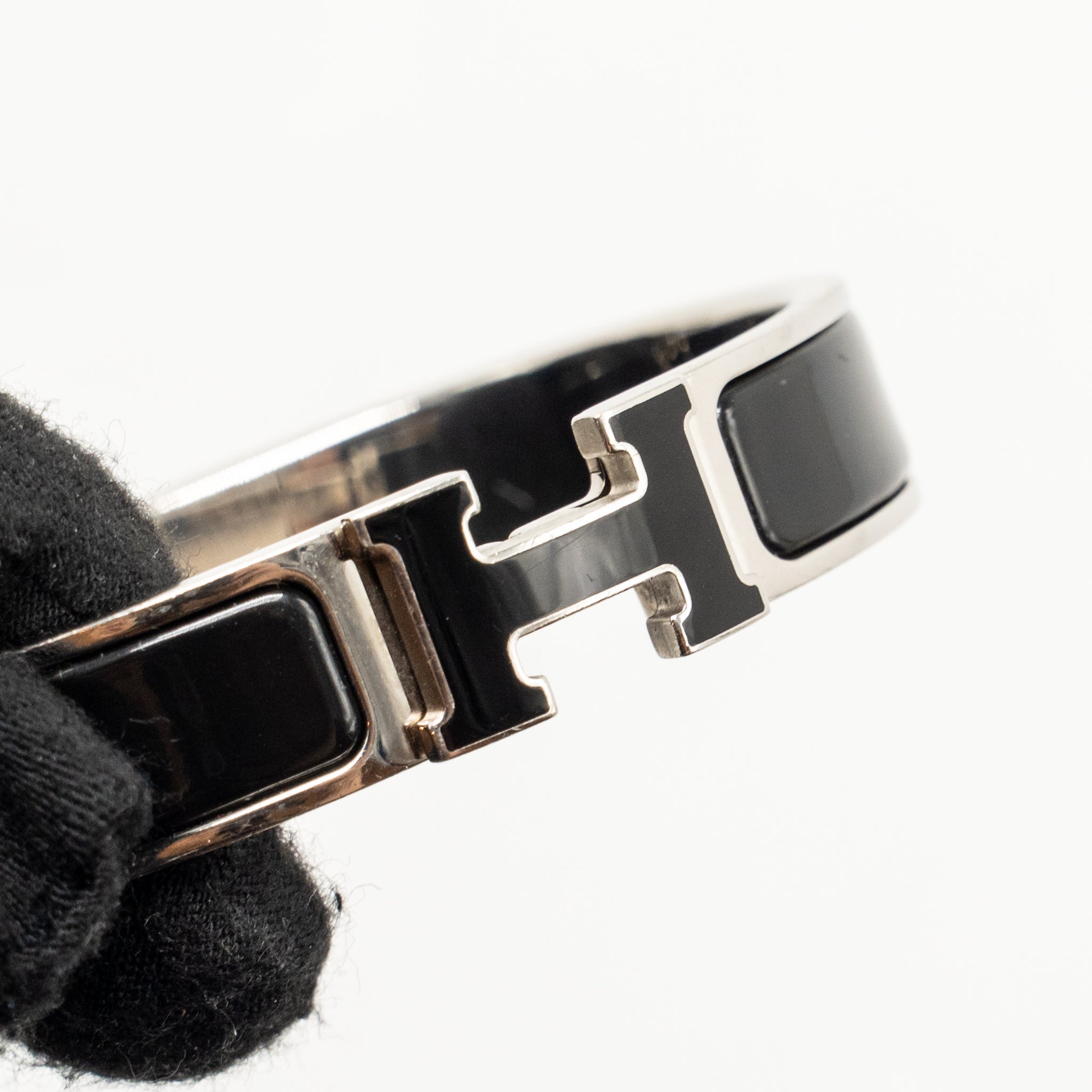 HERMES CLIC H BRACELET BLACK SHW