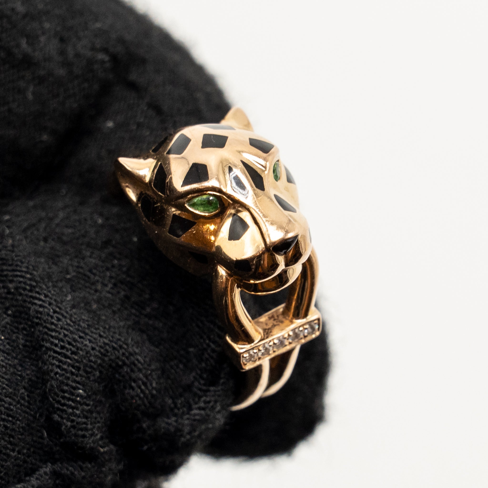 CARTIER PANTHERE DE CARTIER RING, ROSE GOLD DIAMONDS/ONYX