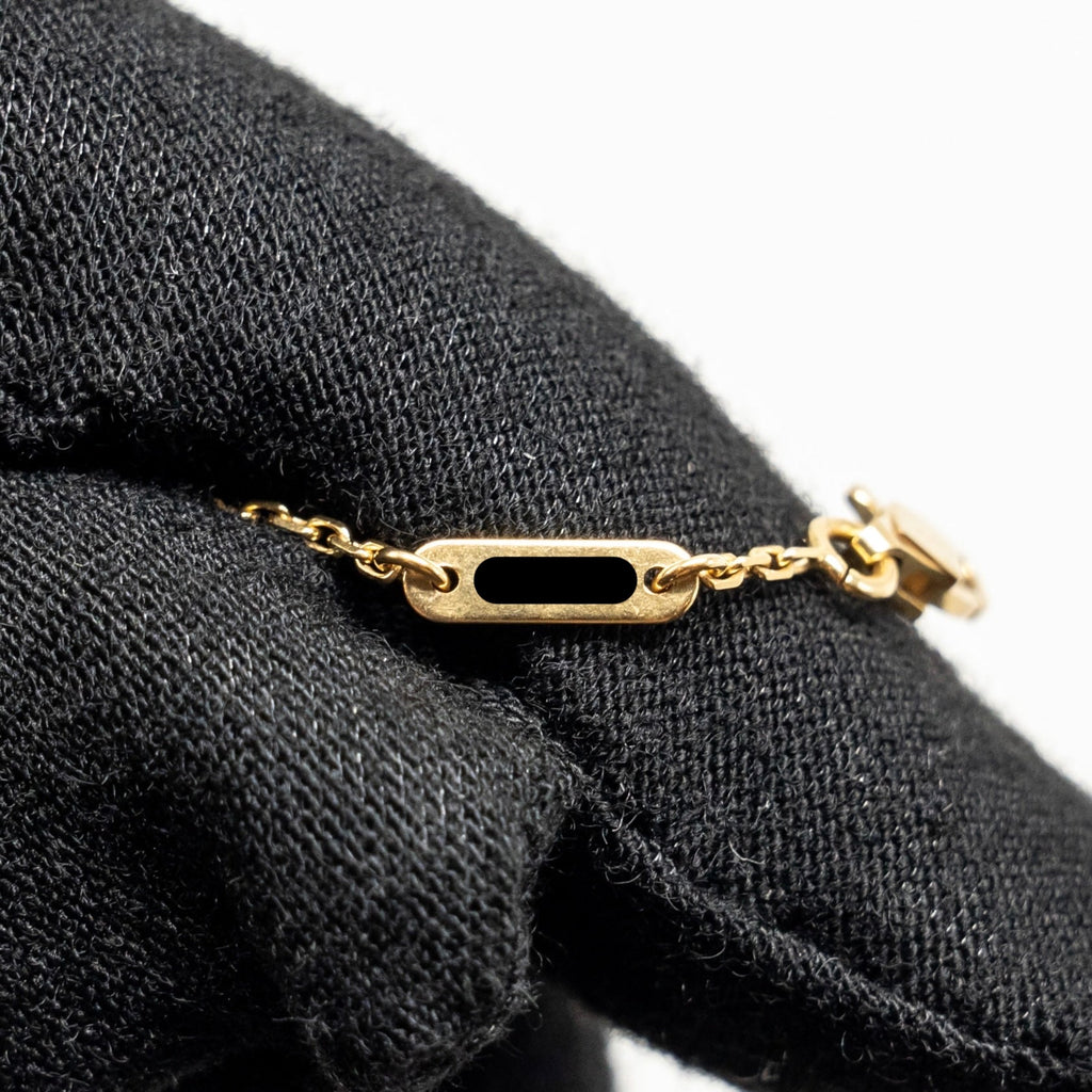 VAN CLEEF & ARPELS SWEET ALHAMBRA BRACELET YELLOW GOLD, WHITE MOTHER-OF-PEARL