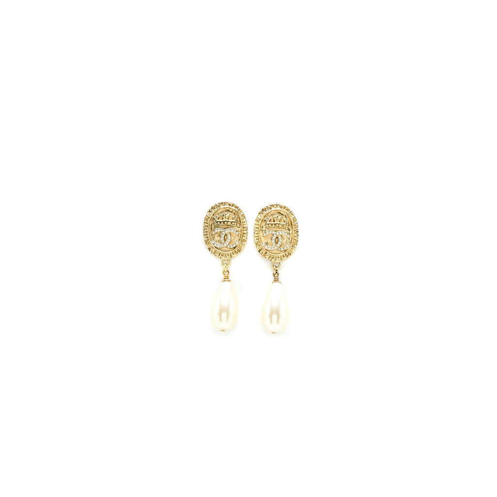 CHANEL CC LOGO DROP EARRINGS PEARL/CRYSTAL GOLD TONE