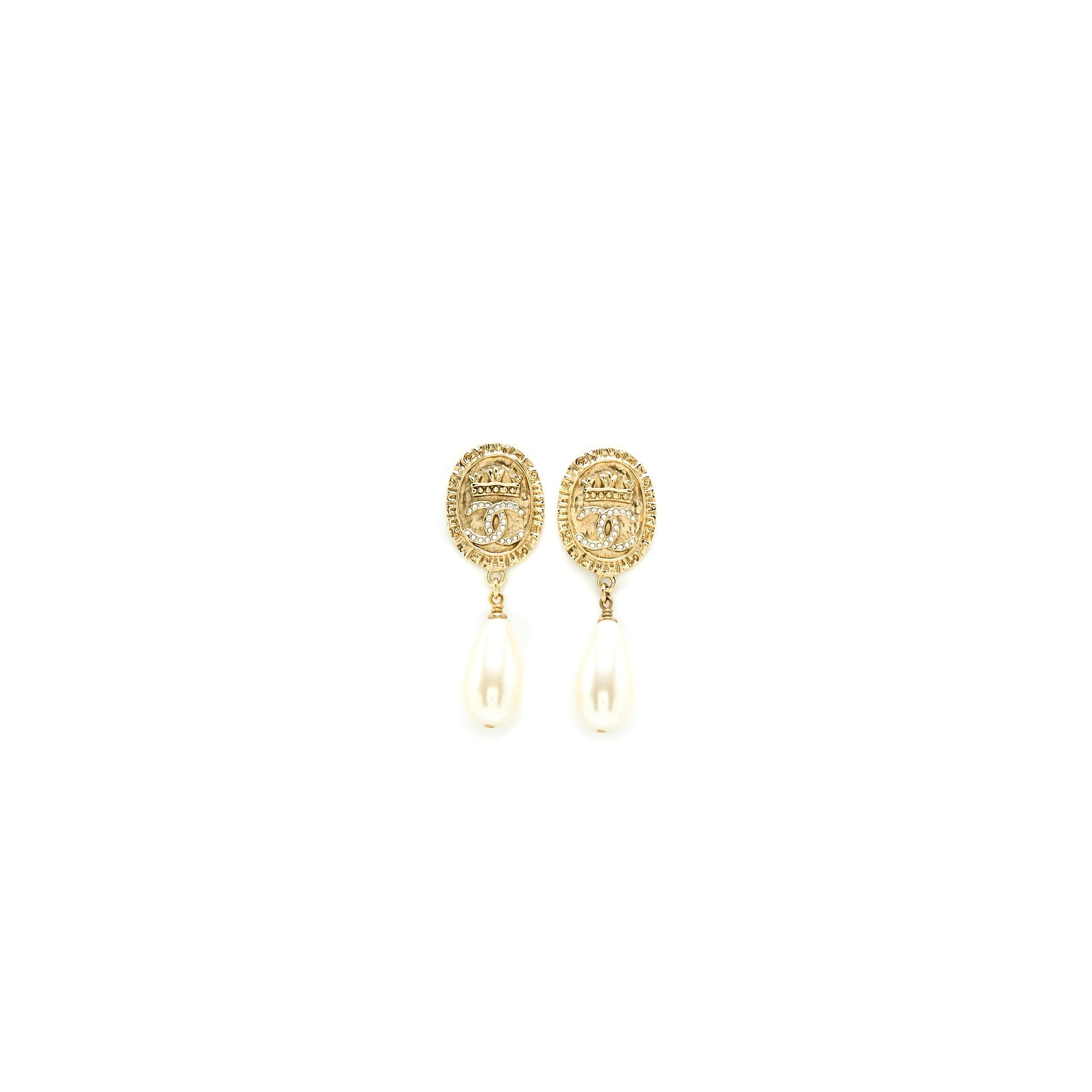 CHANEL CC LOGO DROP EARRINGS PEARL/CRYSTAL GOLD TONE