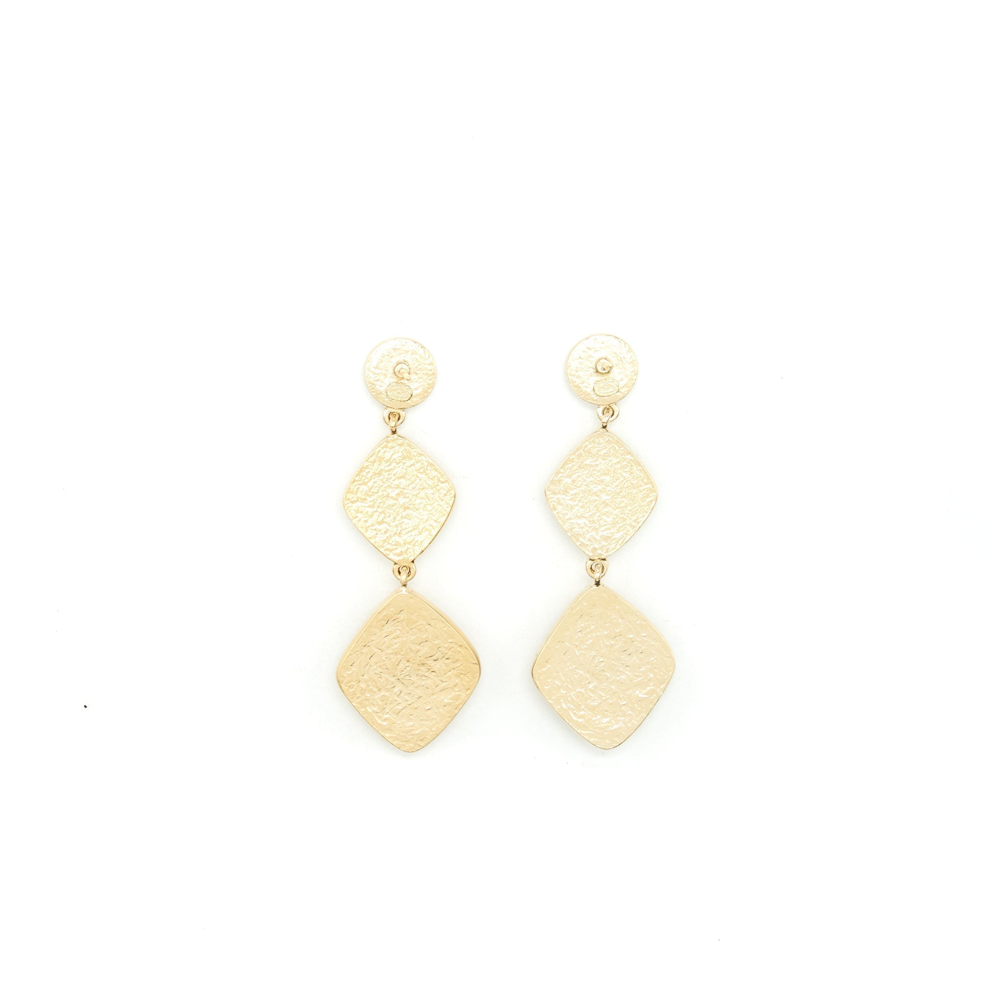 CHANEL 22C QUILTED DROP EARRINGS LIGHT GOLD TONE