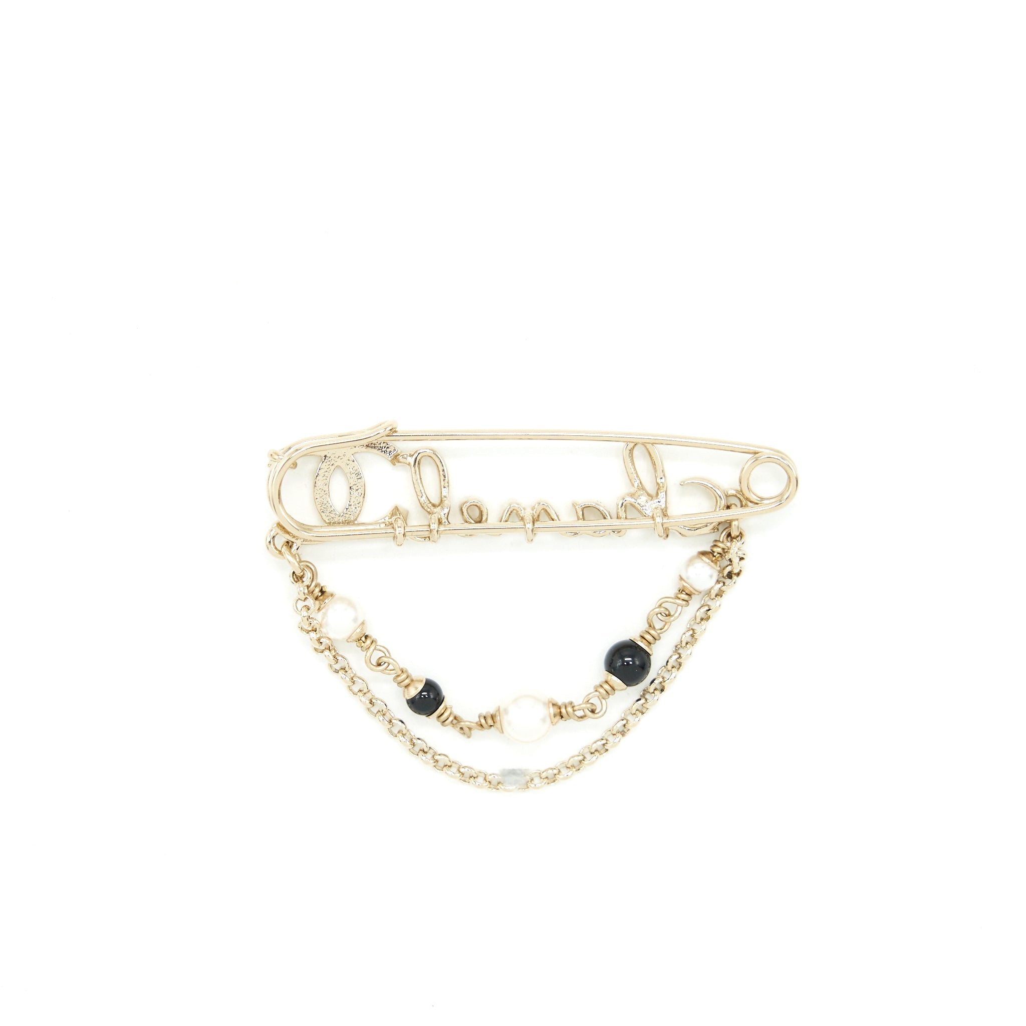 CHANEL 22P PIN / LETTER BROOCH LGHW