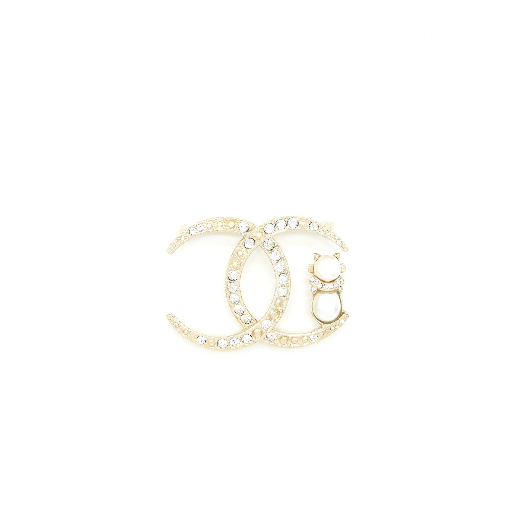 CHANEL CC LOGO BROOCH WITH PEARL CAT AND CRYSTALS LGHW