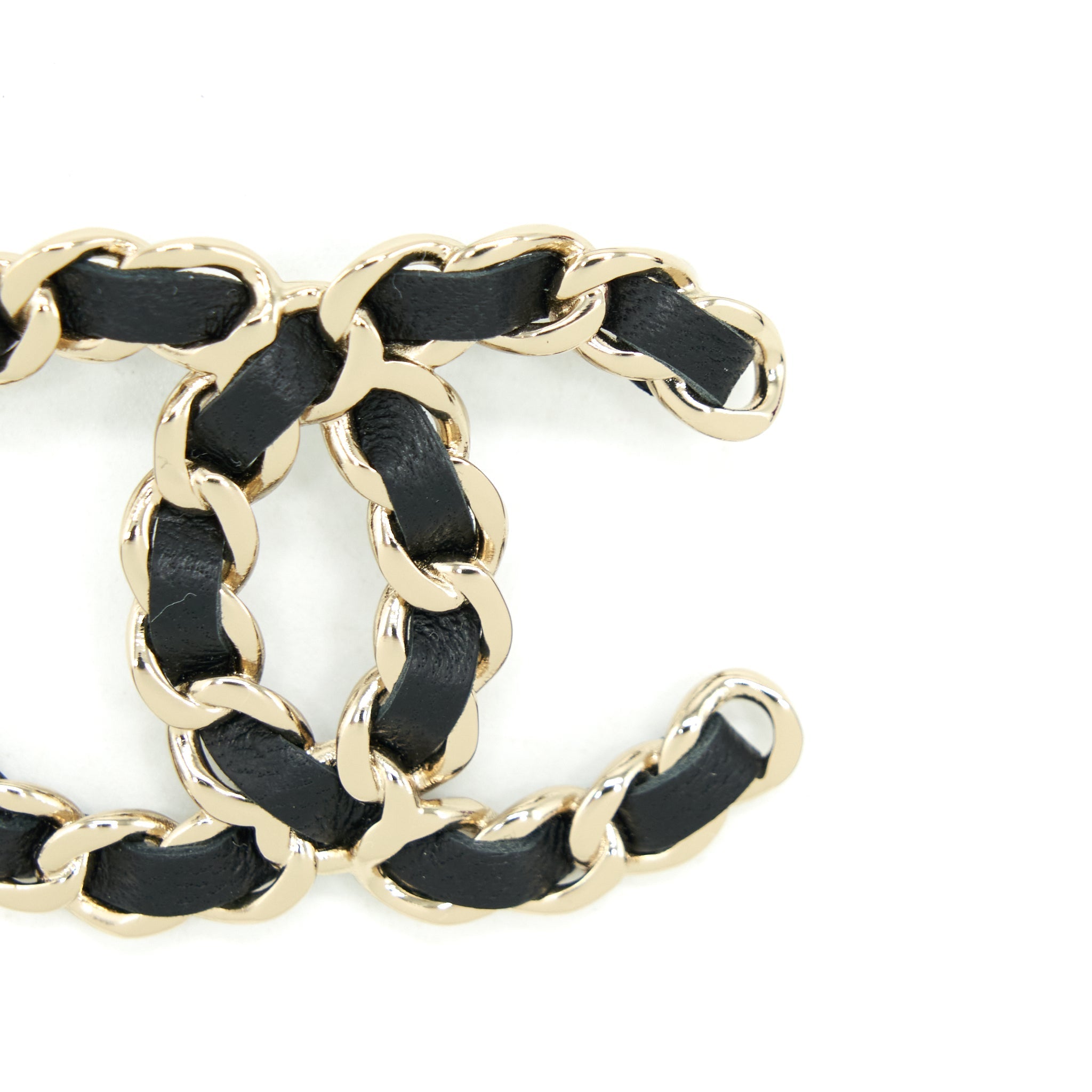 CHANEL CC LOGO LEATHER CHAIN BROOCH BLACK LGHW