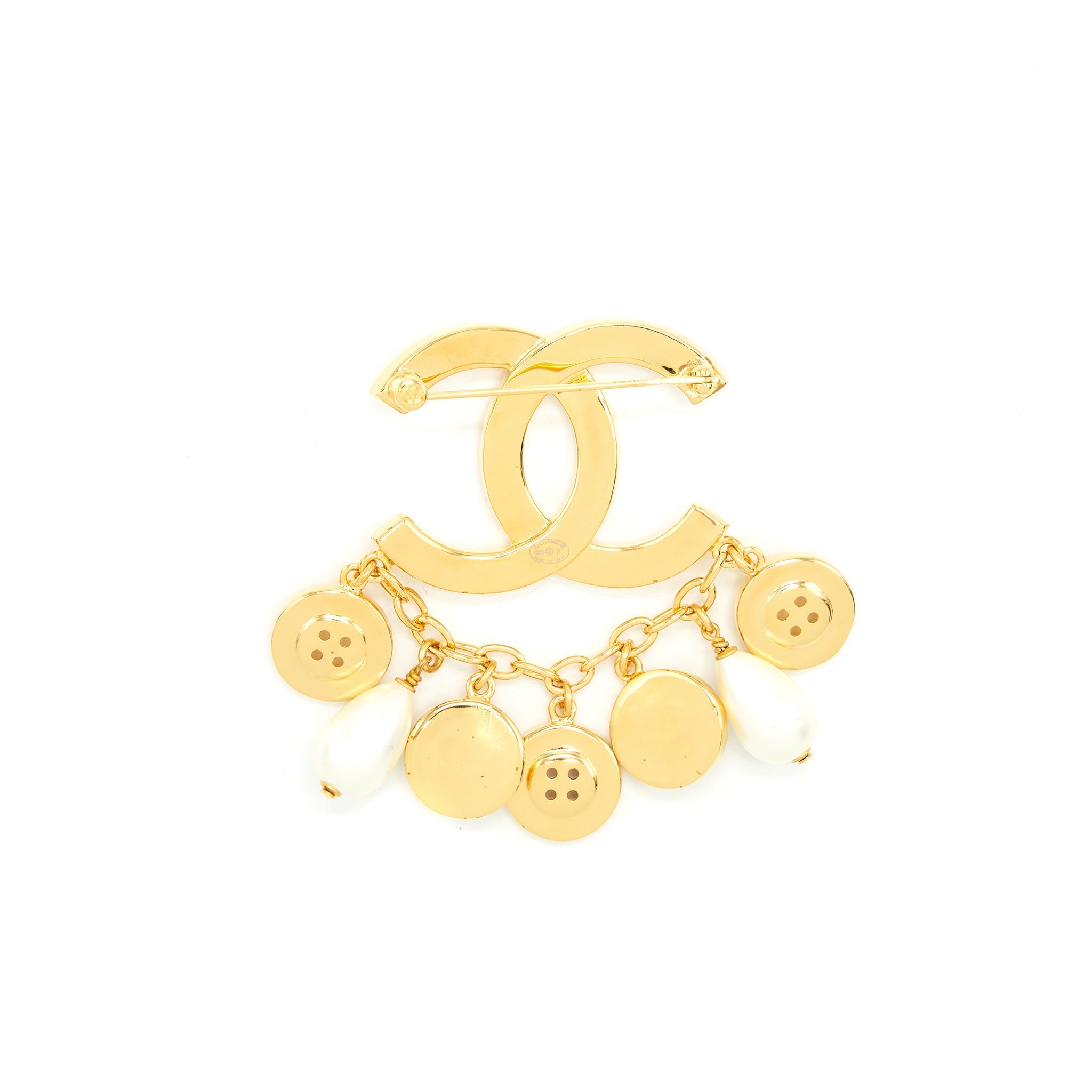 CHANEL 20A SEASONAL CC LOGO PEARLS AND BUTTON BROOCH GOLD