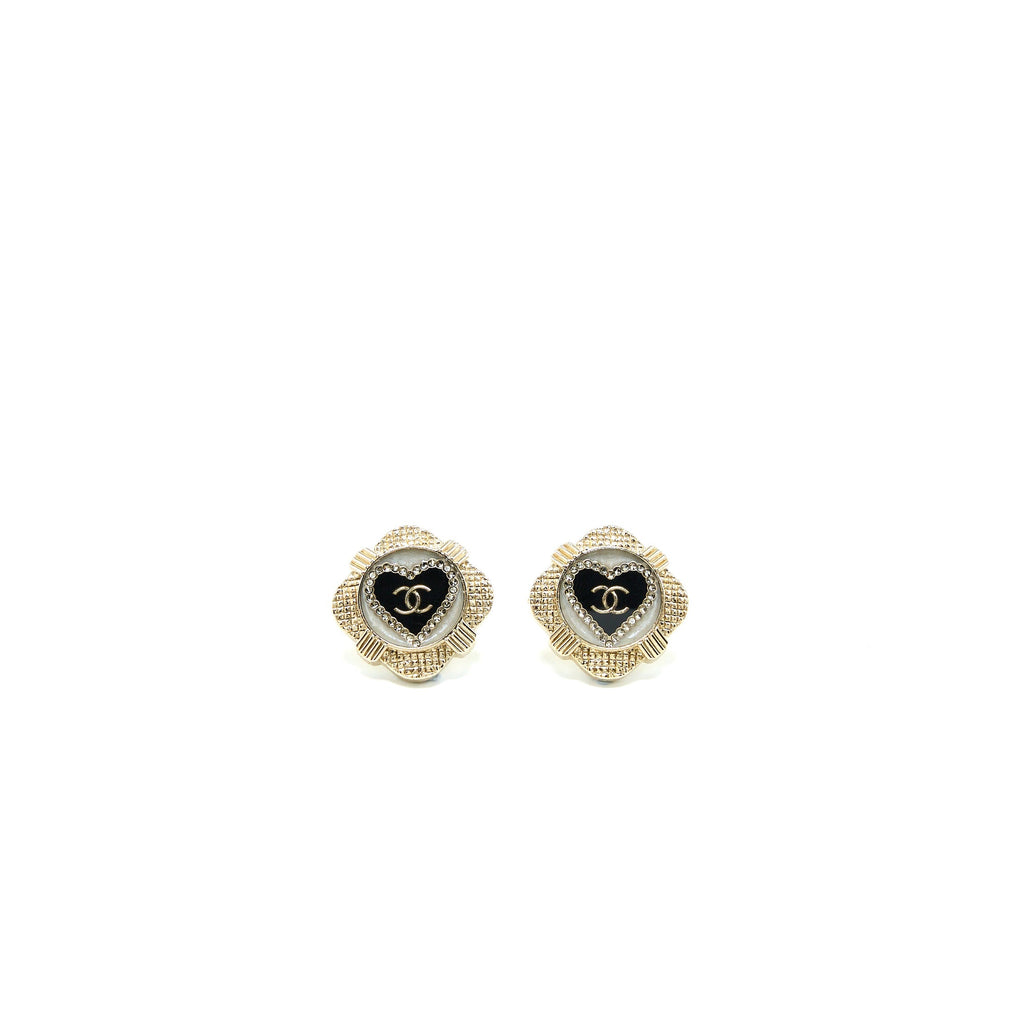 CHANEL HEART WITH CC LOGO EARRING GOLD TONE/ ENAMEL