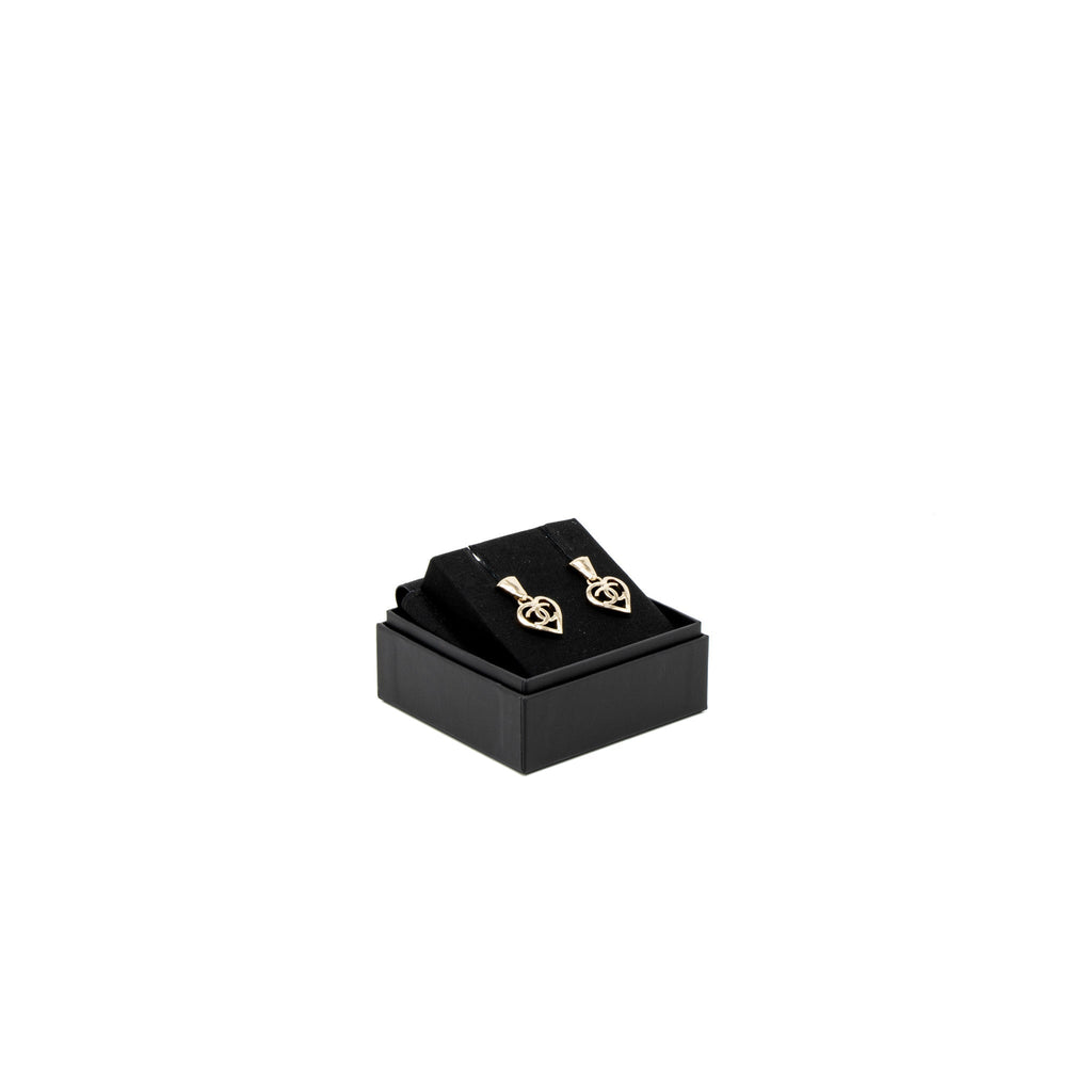 CHANEL CC HEART DROP EARRINGS LIGHT GOLD TONE
