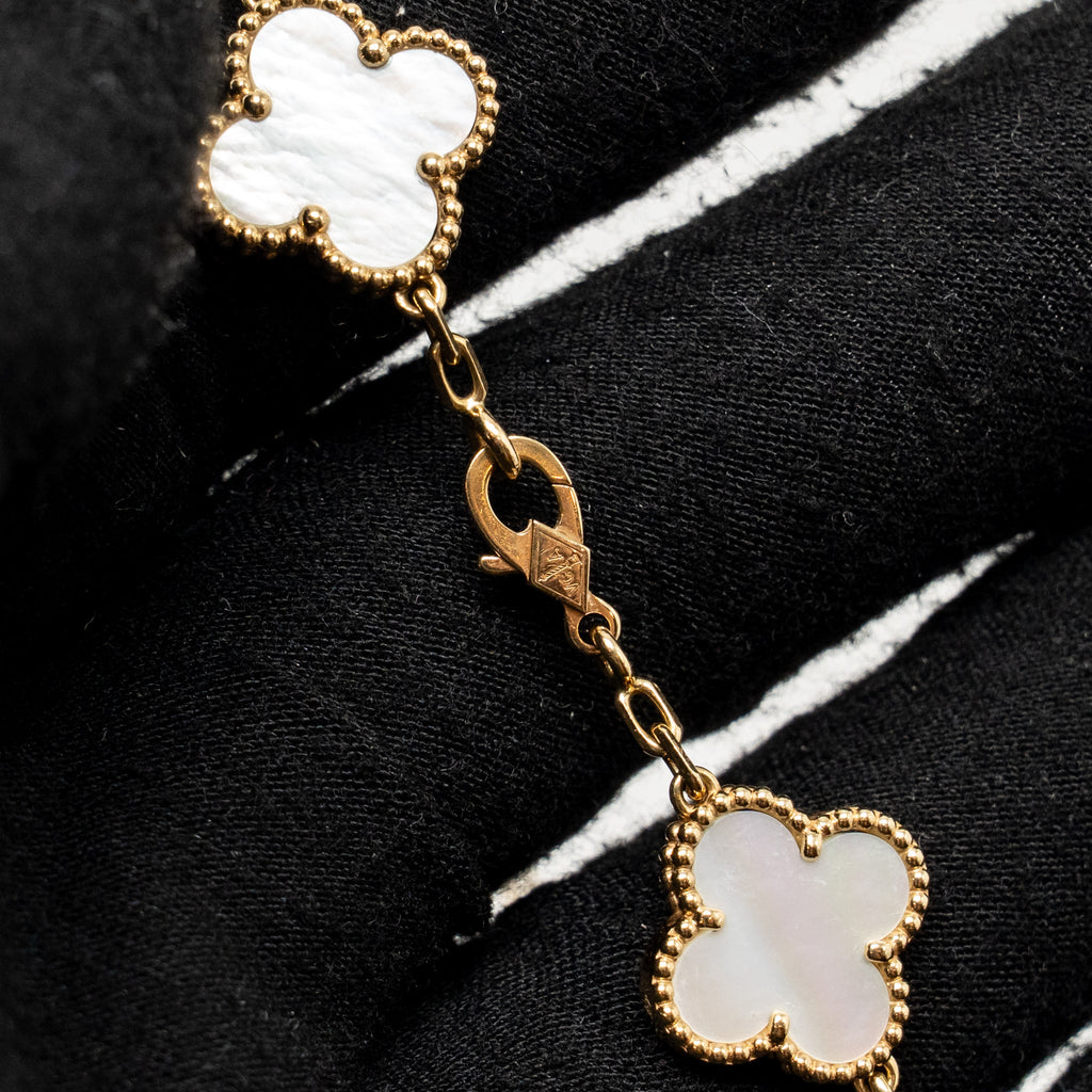 VAN CLEEF & ARPELS VINTAGE ALHAMBRA BRACELET 5 MOTIFS YELLOW GOLD, MOTHER OF PEARL