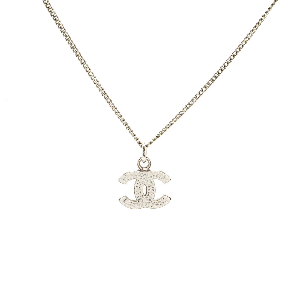 CHANEL CC LOGO NECKLACE CRYSTAL SILVER TONE