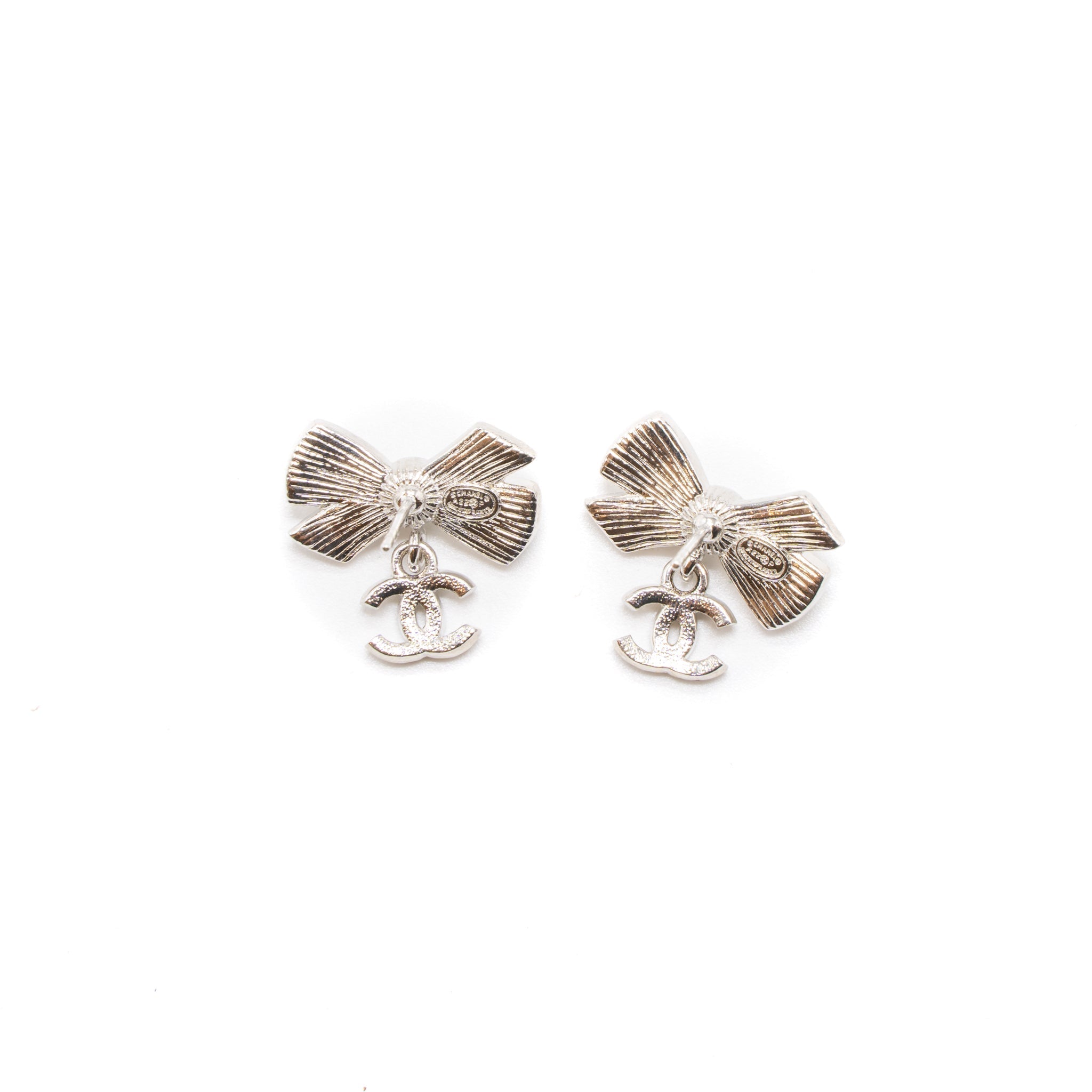 CHANEL BOW/CC LOGO DROP EARRINGS CRYSTAL/PEARL SILVER TONE