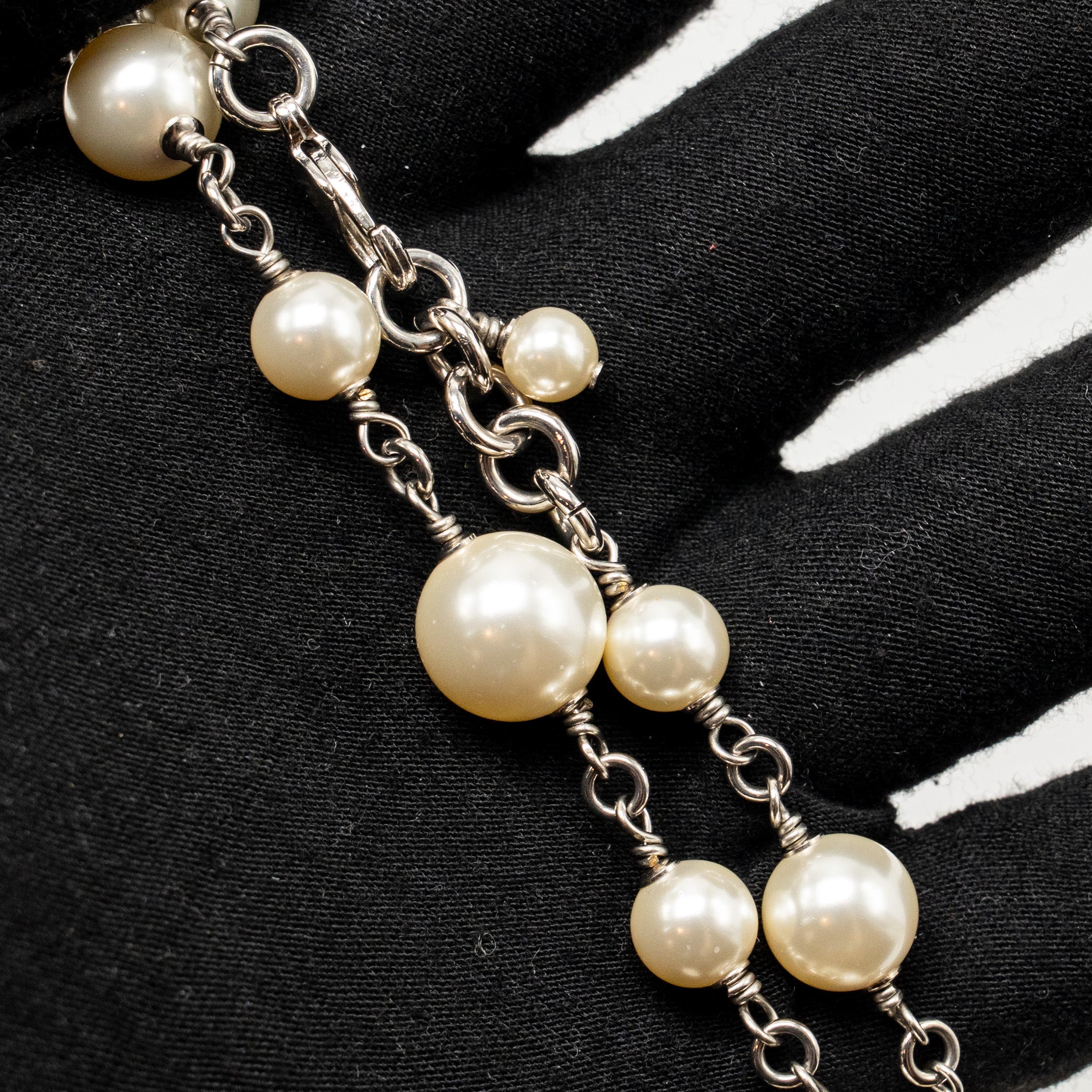 CHANEL PEARL AND CC LOGO WITH CRYSTAL LONG NECKLACE SILVER TONE