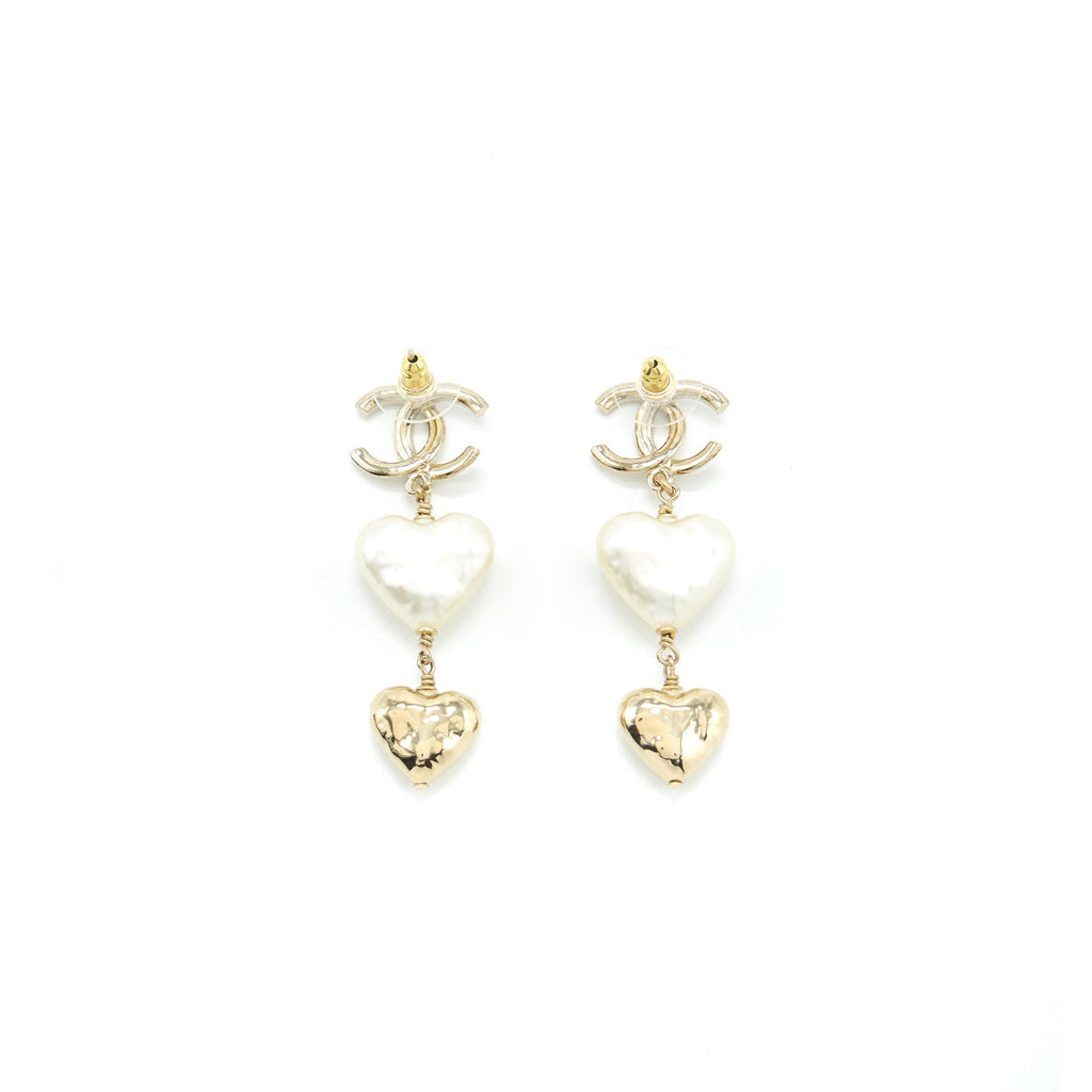 CHANEL CC LOGO AND HEART DROP EARRING