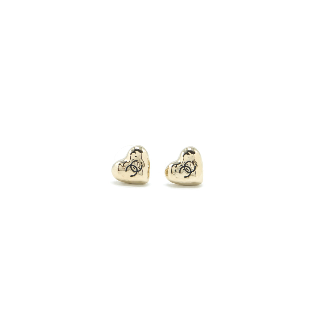 CHANEL 22C LIGHT GOLD TONE HEART EARRING
