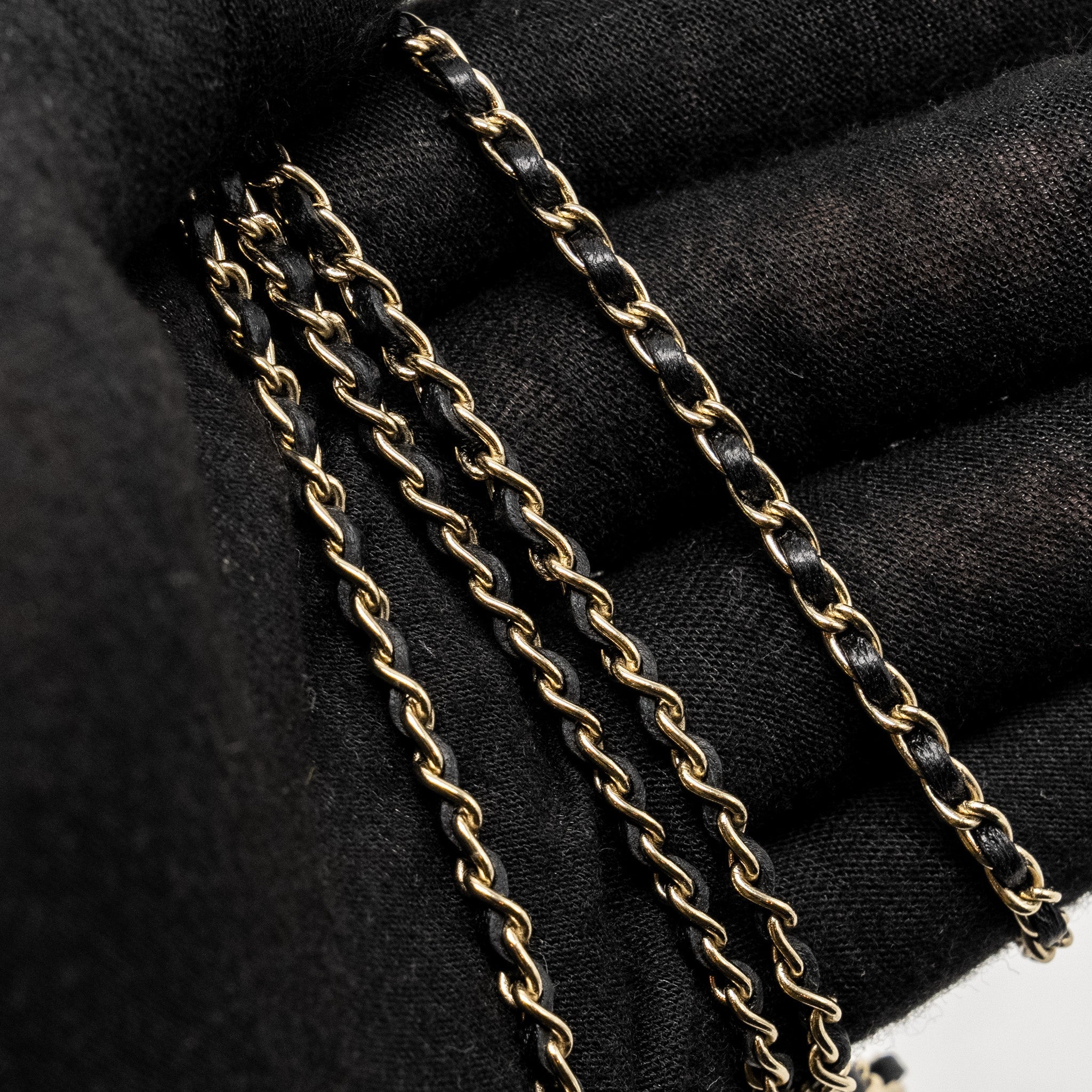 CHANEL LIPSTICK CASE WITH CHAIN CRYSTAL LGHW
