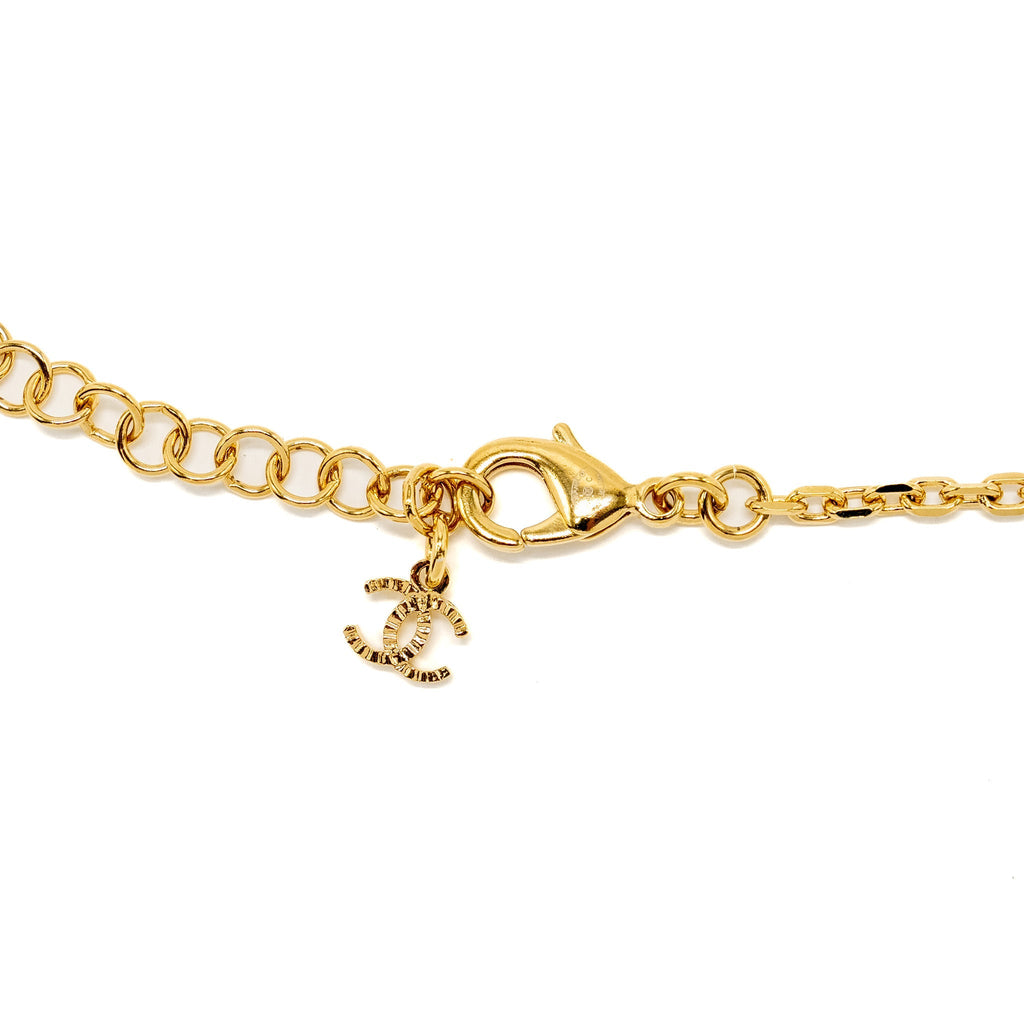 CHANEL CC LOGO AND STAR CHOCKER / NECKLACE GOLD TONE