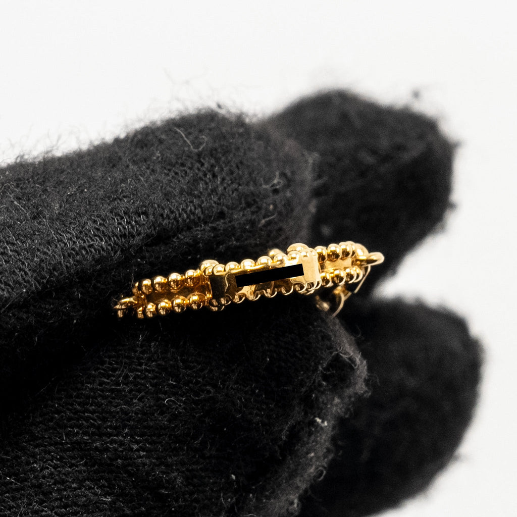 VAN CLEEF & ARPELS VINTAGE ALHAMBRA 5-MOTIF BRACELET YELLOW GOLD, ONYX