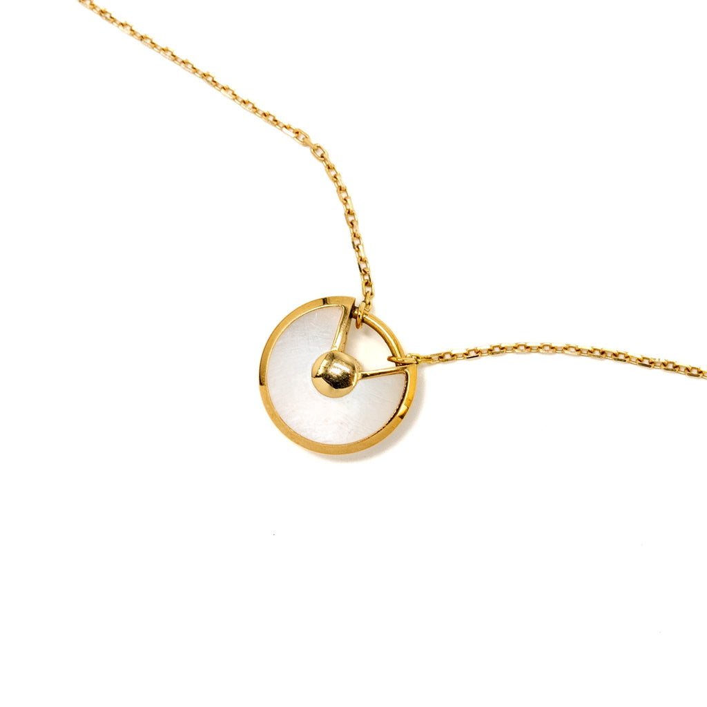 CARTIER AMULETTE DE CARTIER NECKLACE, XS MODEL MOTHER OF PEARL / YELLOW GOLD / DIAMOND