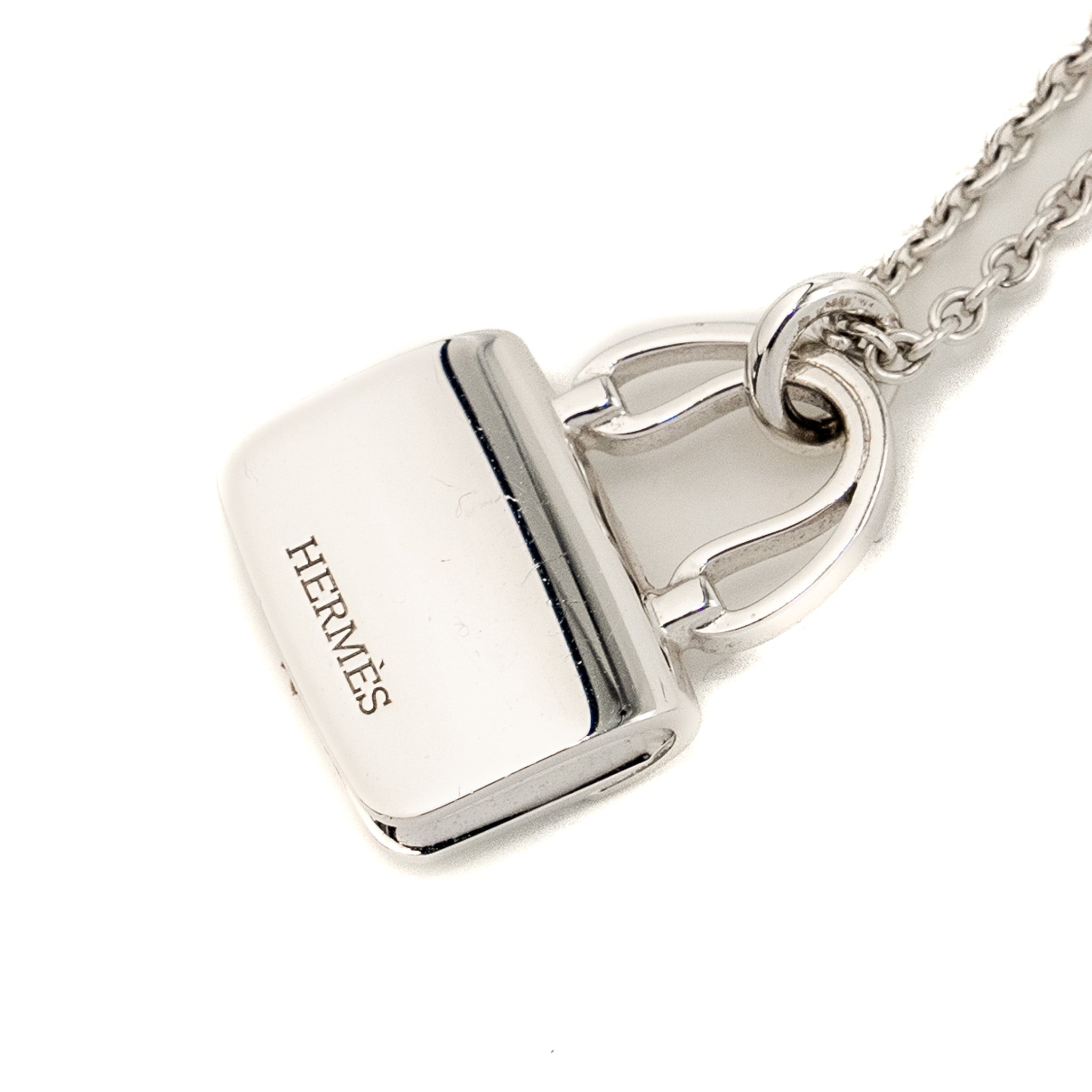 HERMES AMULETTE CONSTANCE PENDANT WHITE GOLD DIAMONDS