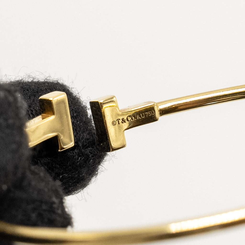 TIFFANY TIFFANY T NARROWS WIRE BRACELET YELLOW GOLD